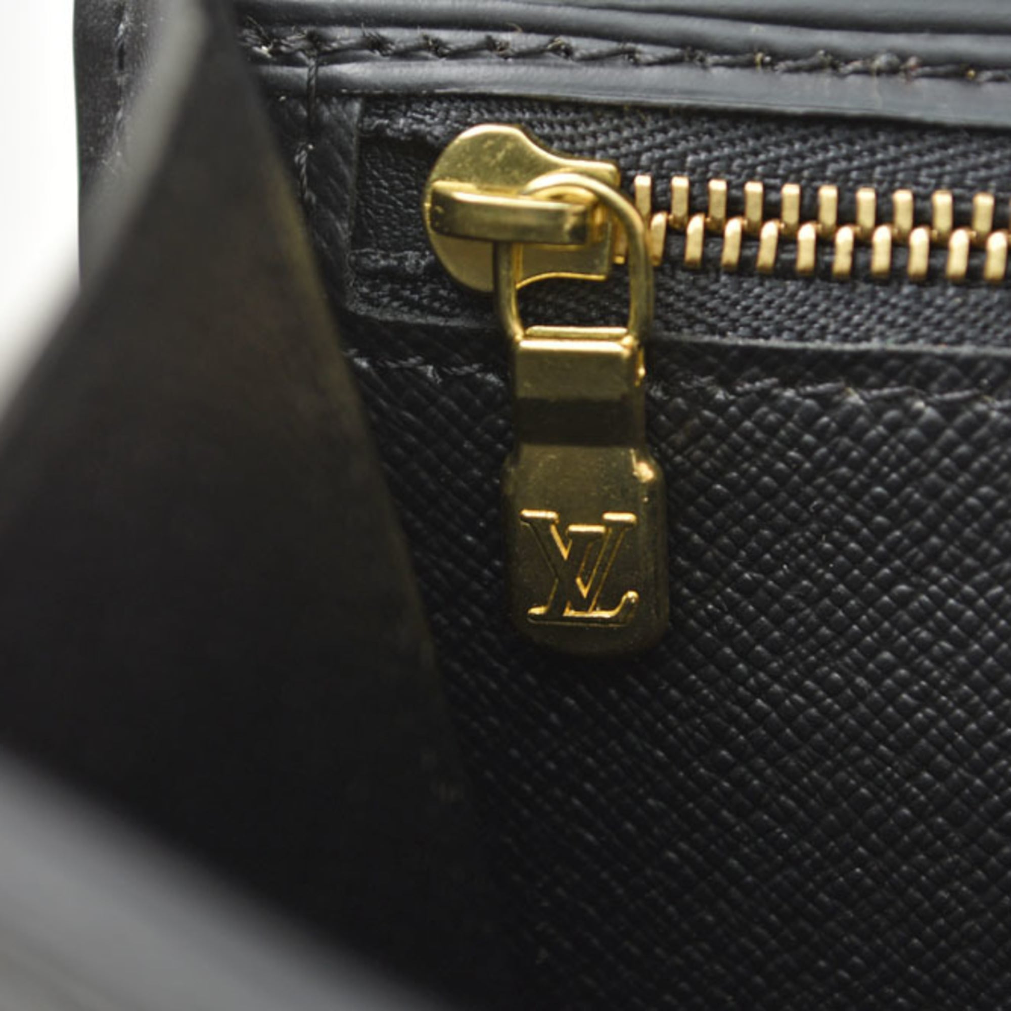 Louis Vuitton Ardoise Black Noir Epi Leather Clutch Bag Pochette (Pre-Owned)