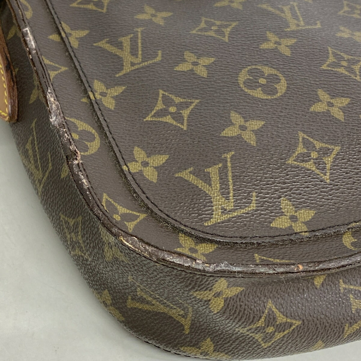 Louis Vuitton Brown Shoulder Bag (Pre-Owned)