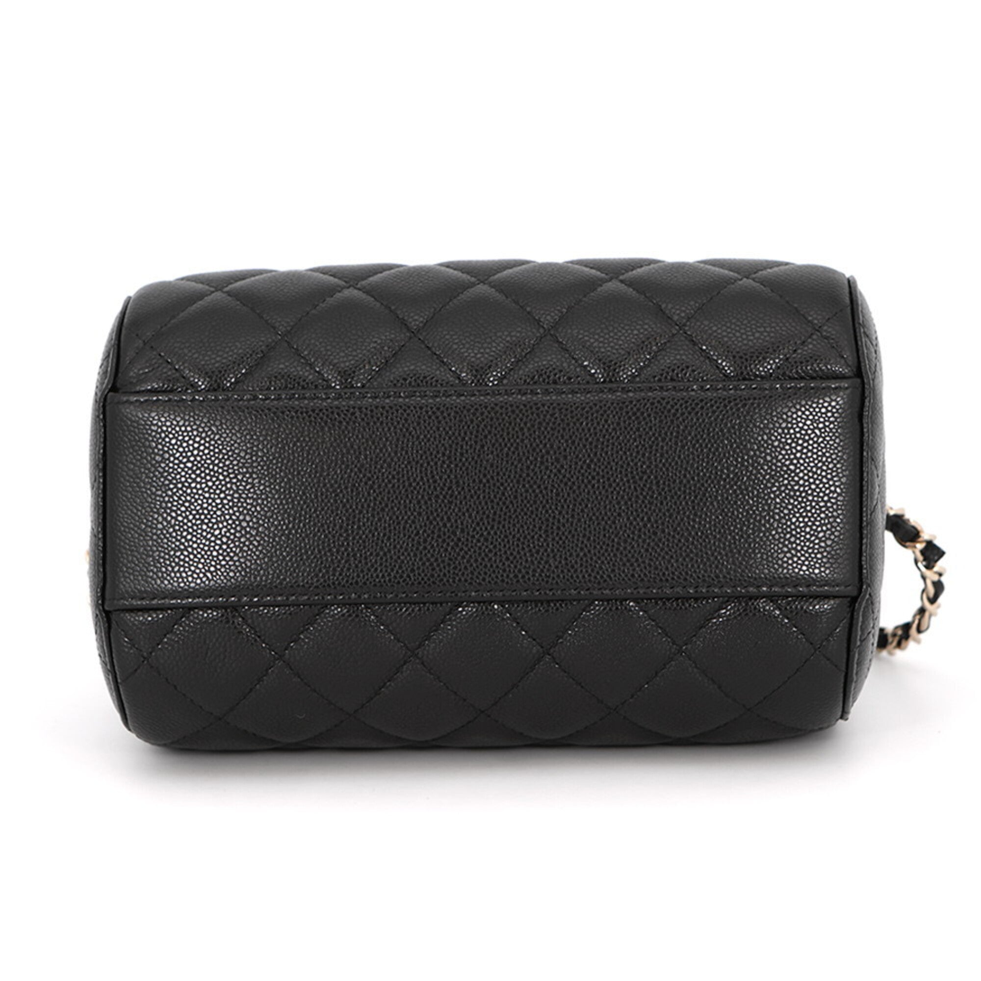 Chanel Black Grained Calfskin Handbag Shoulder Bag (Pre-Owned)