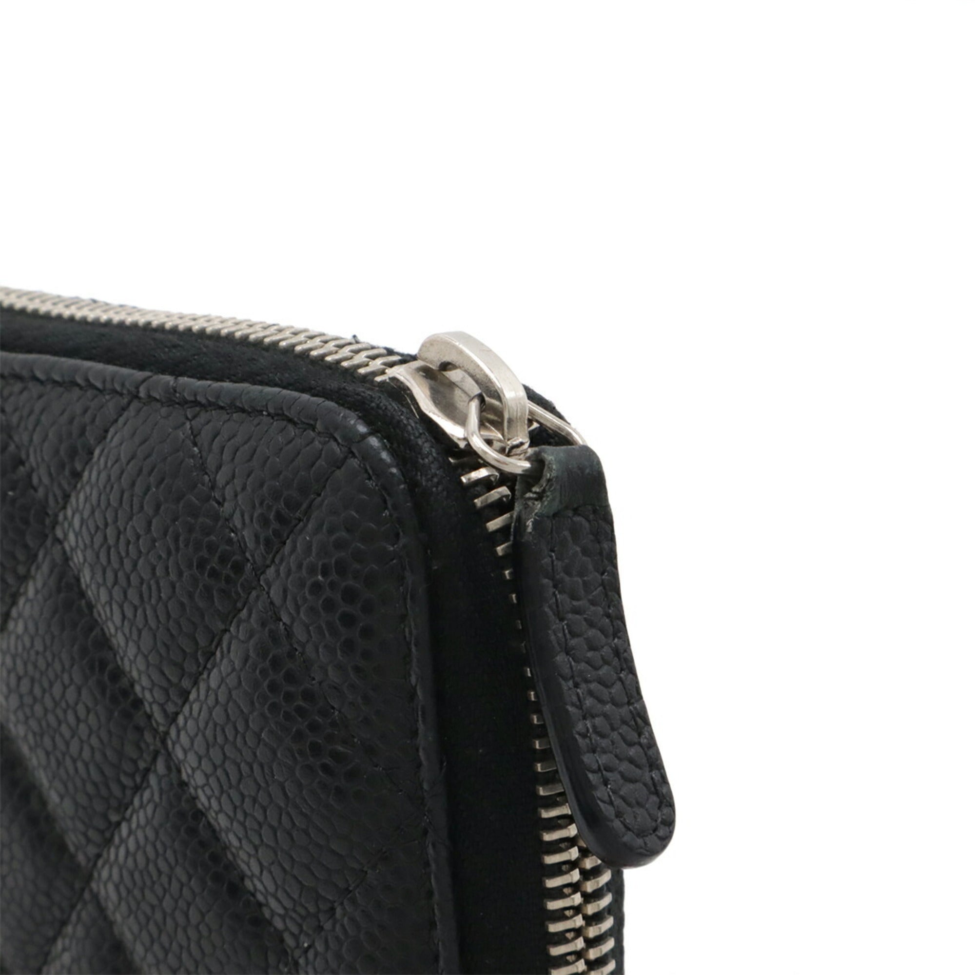 Chanel Matelasse Black Grained Calfskin Long Wallet (Bi-Fold) (Pre-Owned)