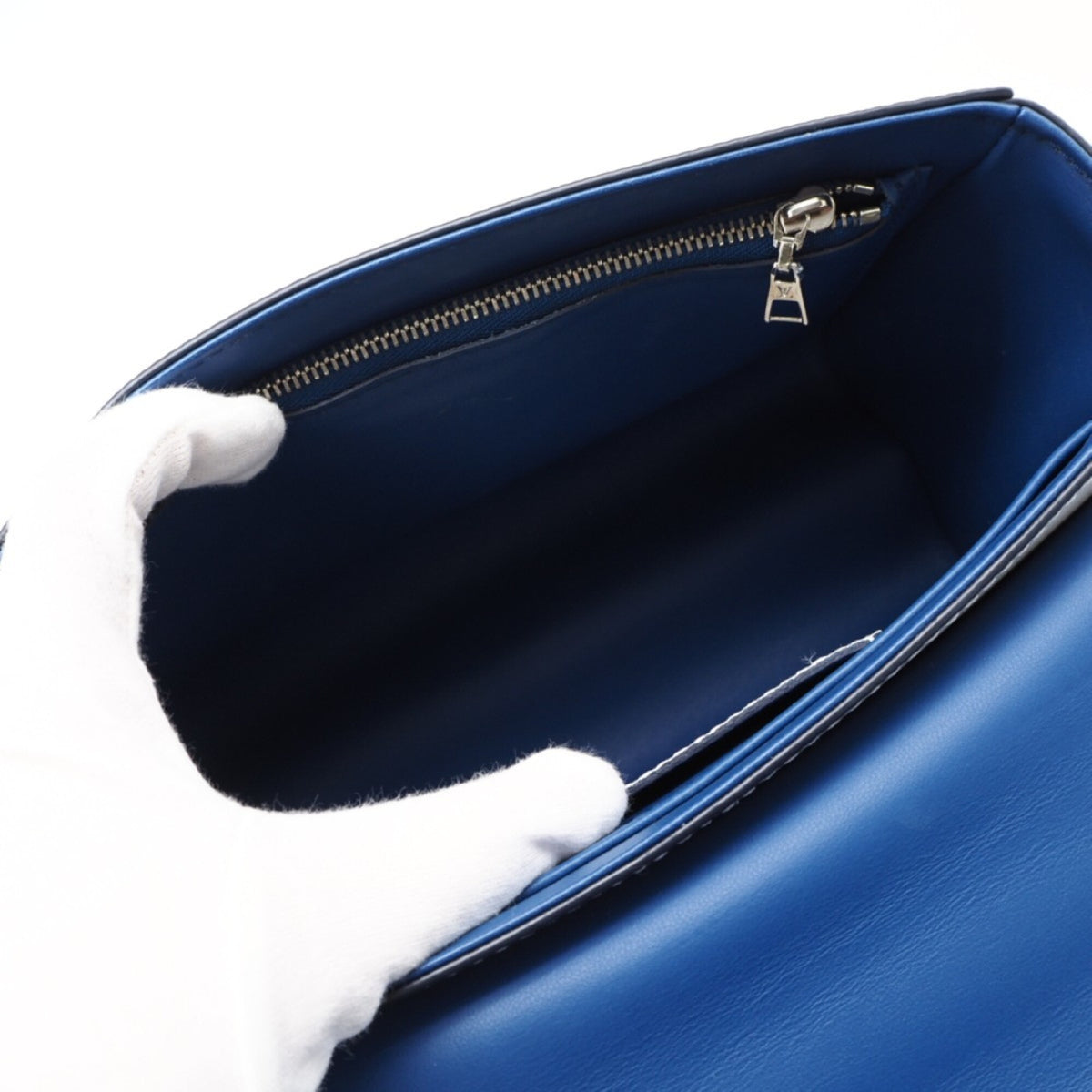 Louis Vuitton Blue White Shoulder Bag (Pre-Owned)