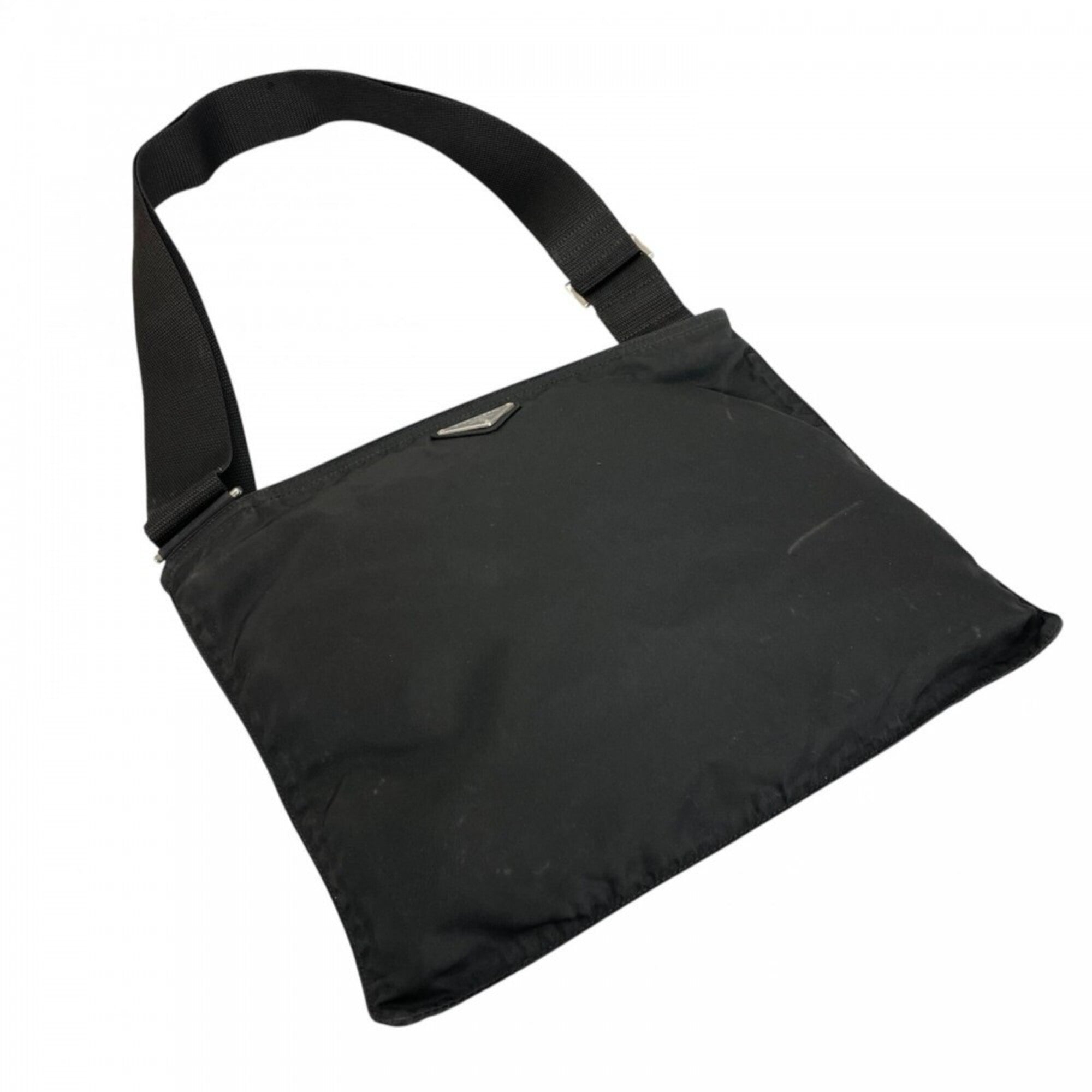 Prada Black Nylon Shoulder Bag (Pre-Owned)