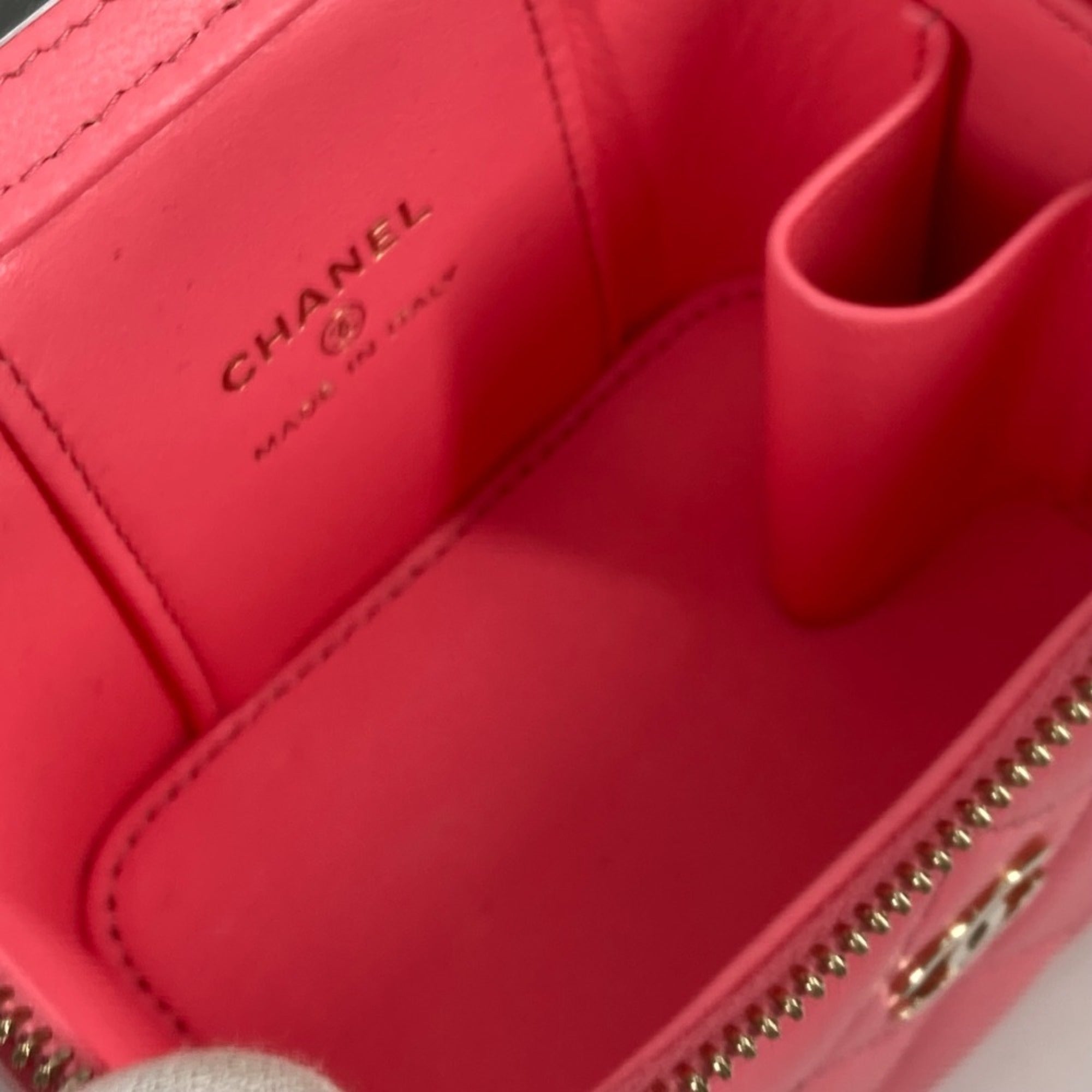 Chanel Pink Leather Shoulder Bag Vanity Bag (Pre-Owned)