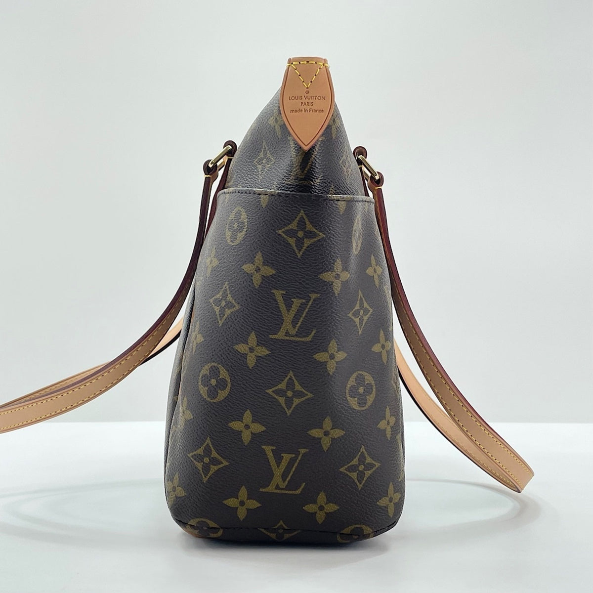 Louis Vuitton Brown Tote Bag (Pre-Owned)