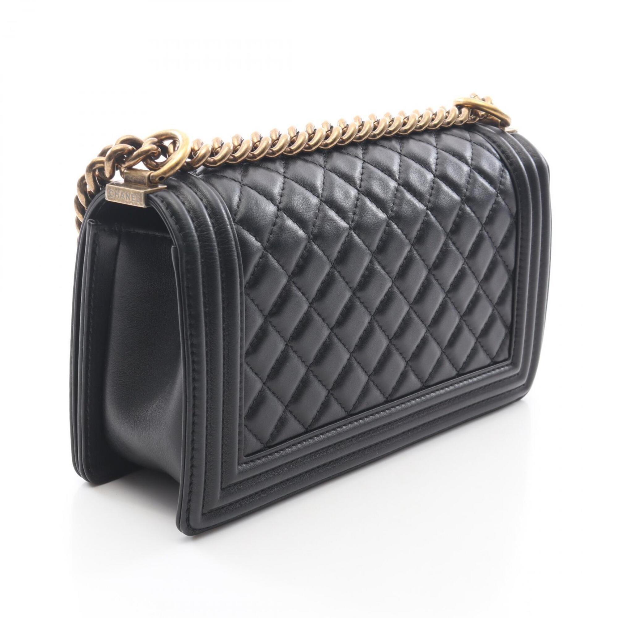 Chanel Black Leather Handbag Shoulder Bag (Pre-Owned)