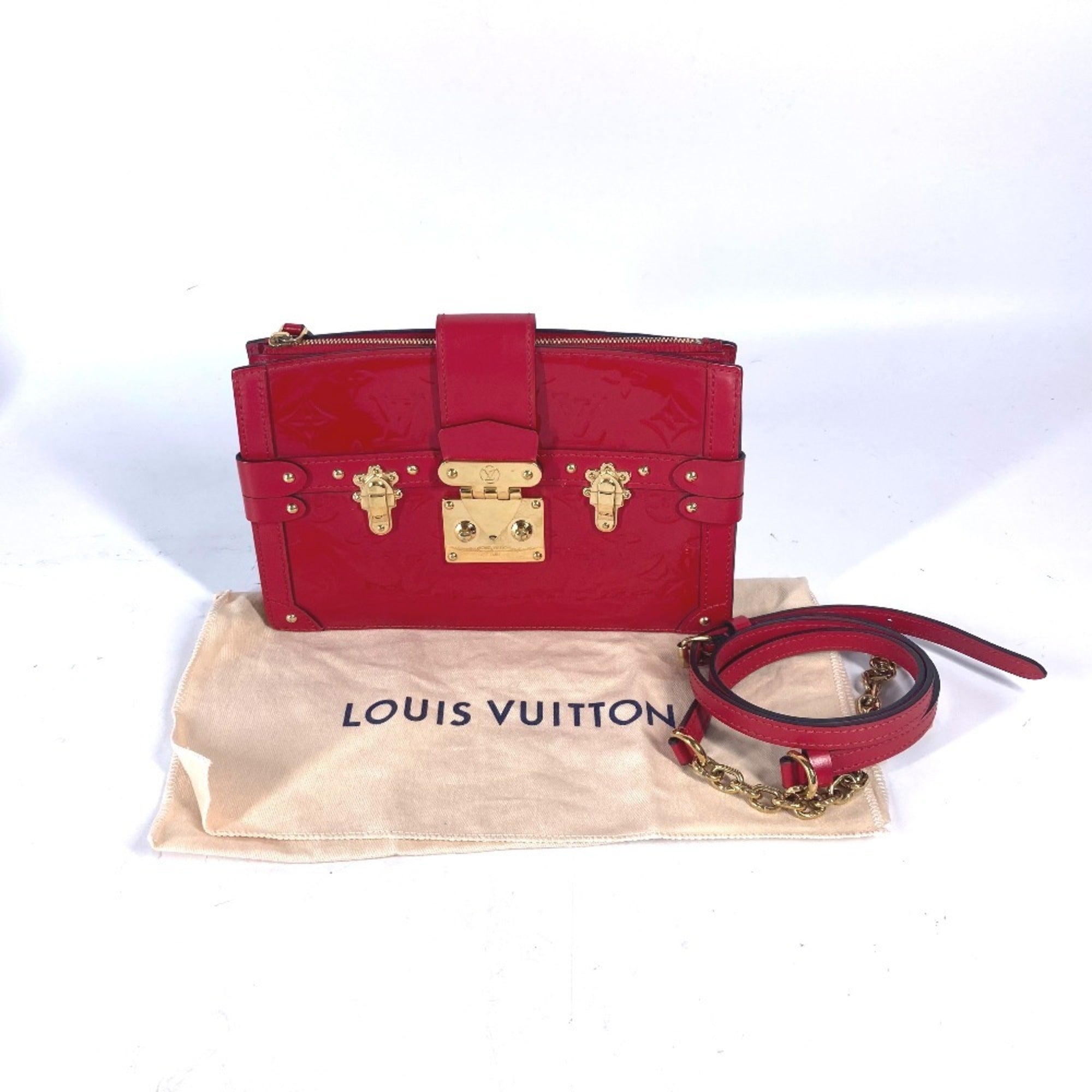 Louis Vuitton Cerise Red Color Monogram Vernis Clutch Bag Shoulder Bag (Pre-Owned)