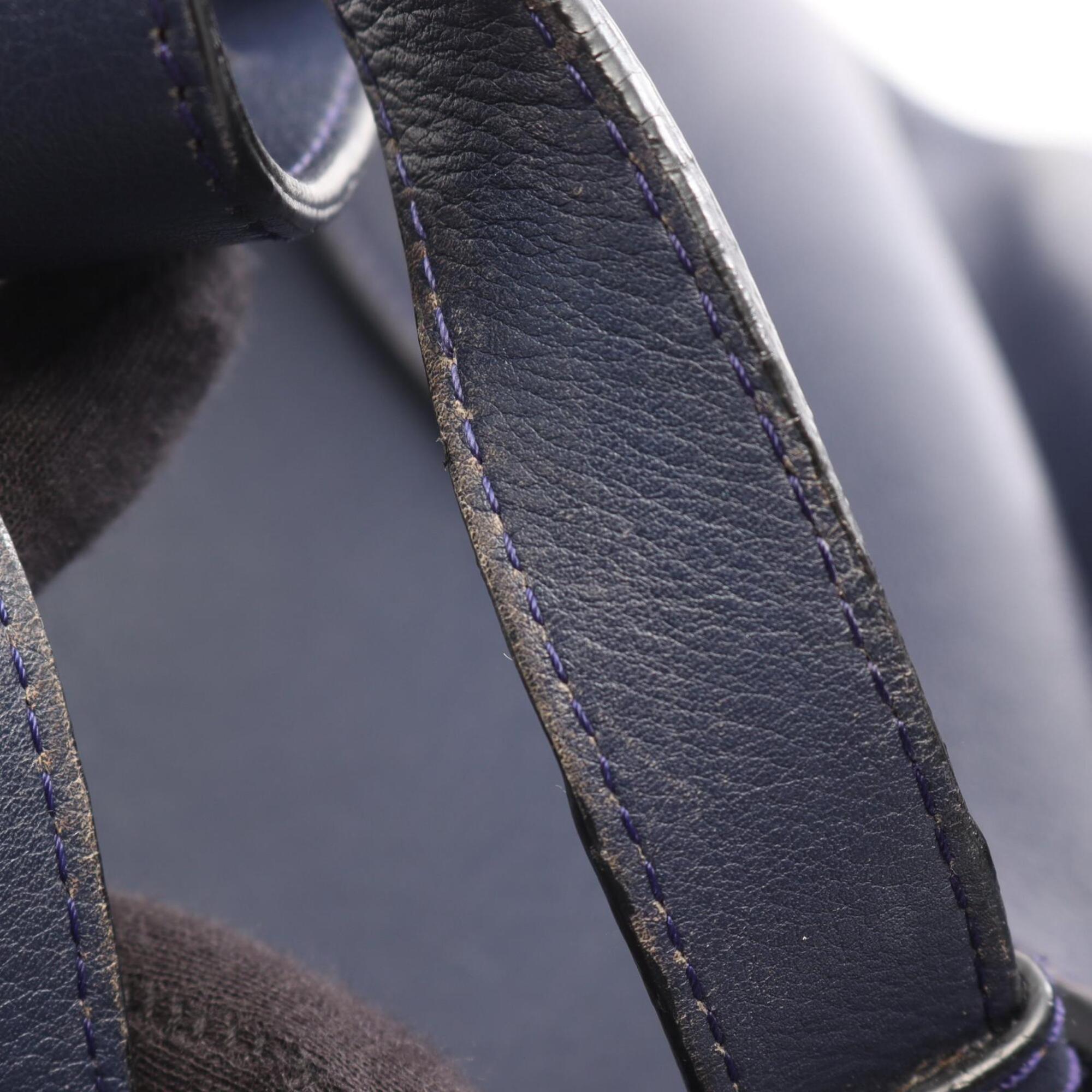 Loewe Navy Leather Handbag (Pre-Owned)