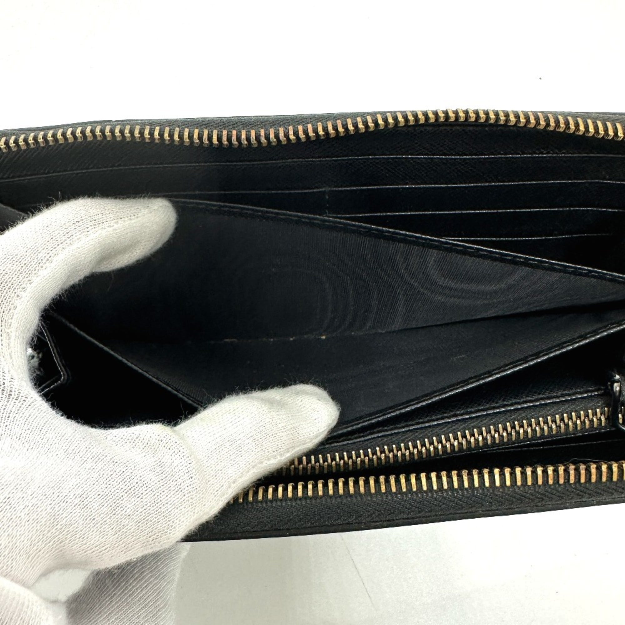 Prada Black Saffiano Long Wallet (Bi-Fold) (Pre-Owned)