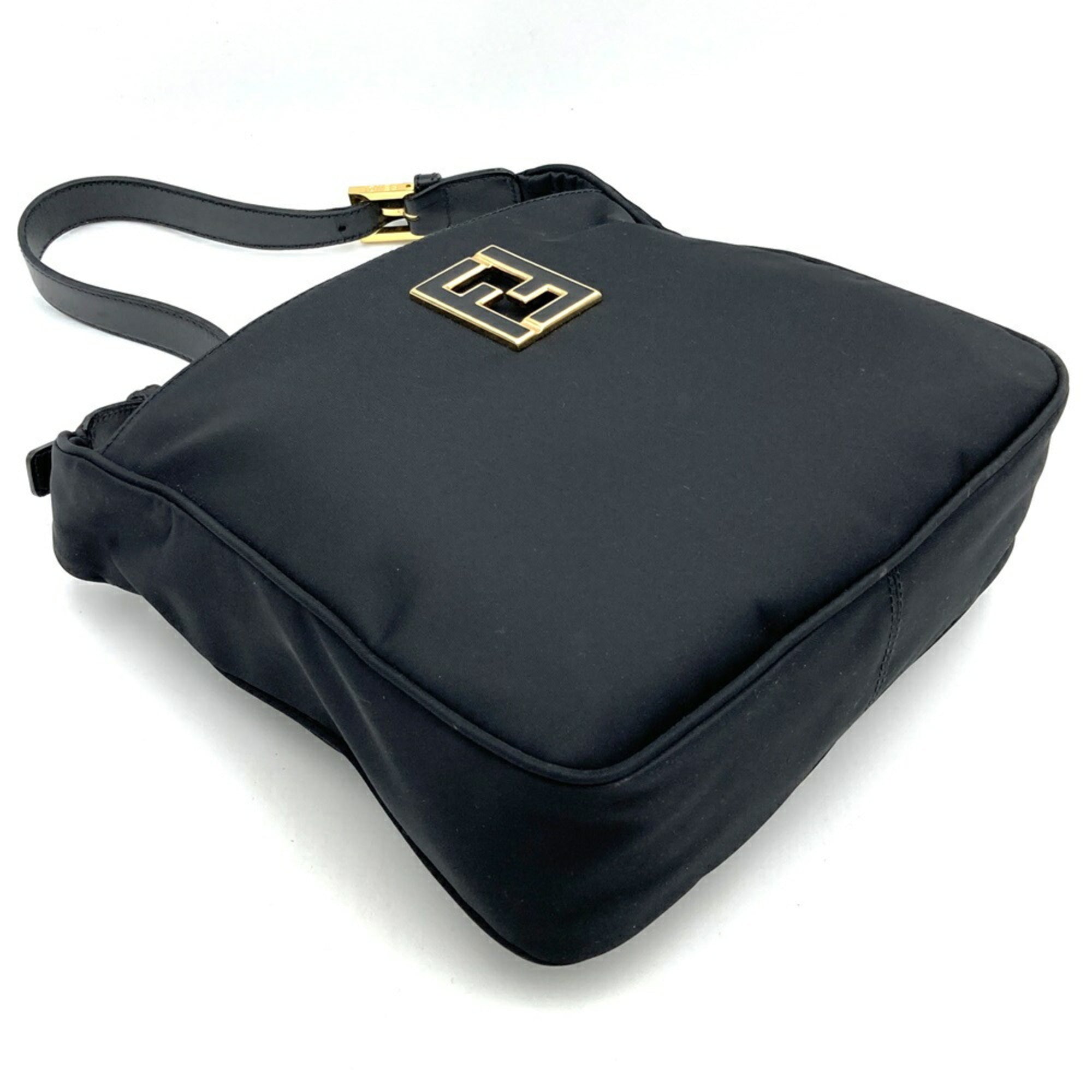 Fendi Black Nylon Leather Shoulder Bag (Pre-Owned)