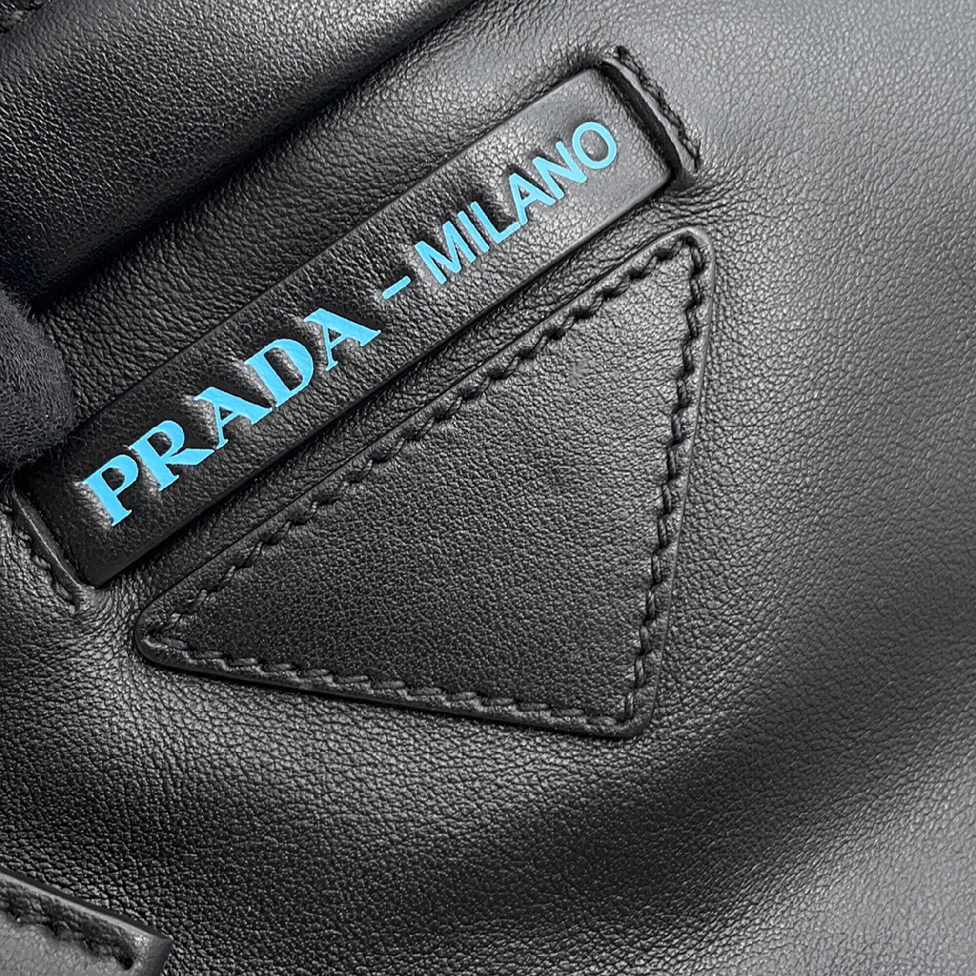 Prada Black Handbag Shoulder Bag (Pre-Owned)