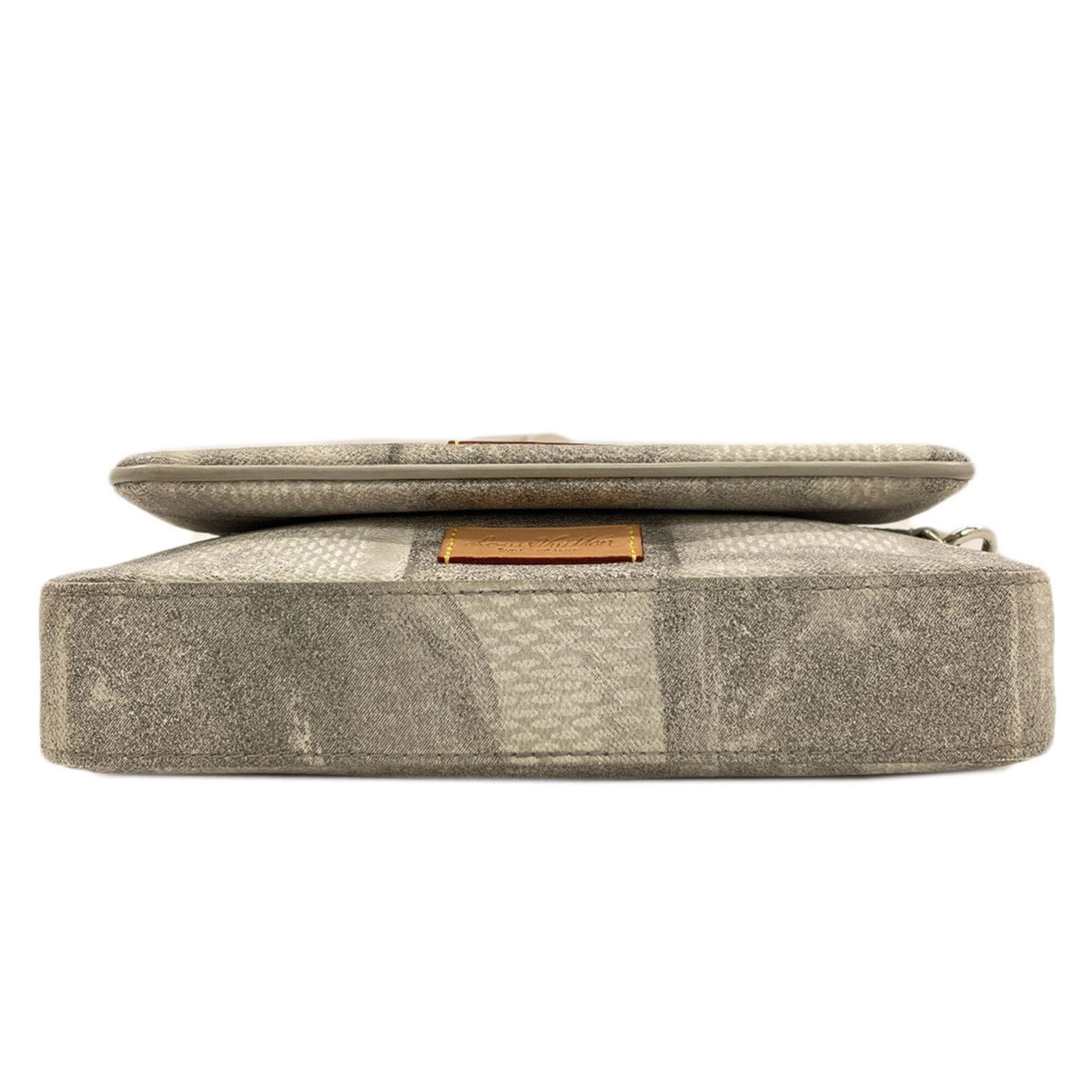 Louis Vuitton Gray Shoulder Bag (Pre-Owned)