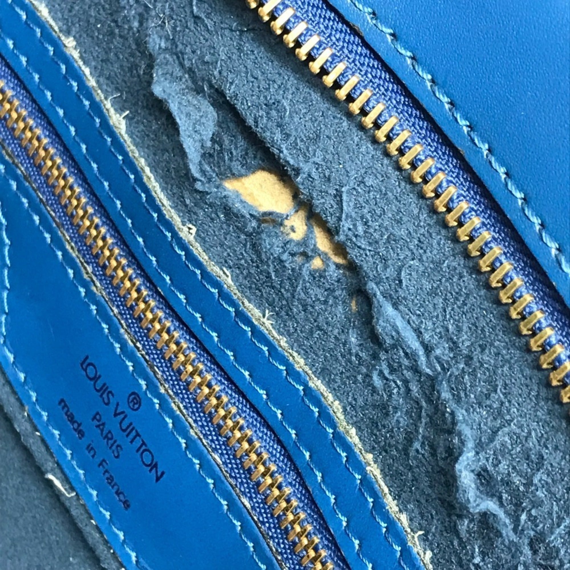Louis Vuitton Blue Toledo Blue Epi Leather Shoulder Bag Tote Bag (Pre-Owned)