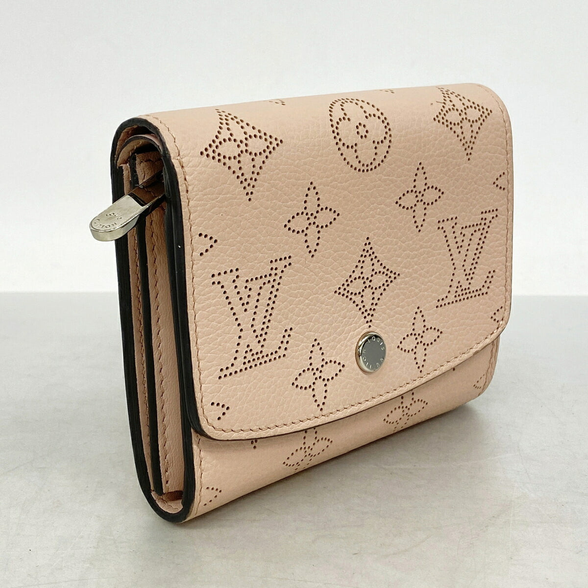 Louis Vuitton Magnolia Wallet (Bi-Fold) (Pre-Owned)