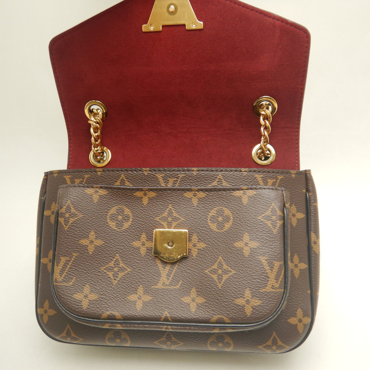 Louis Vuitton Brown Monogram Monogram Shoulder Bag (Pre-Owned)
