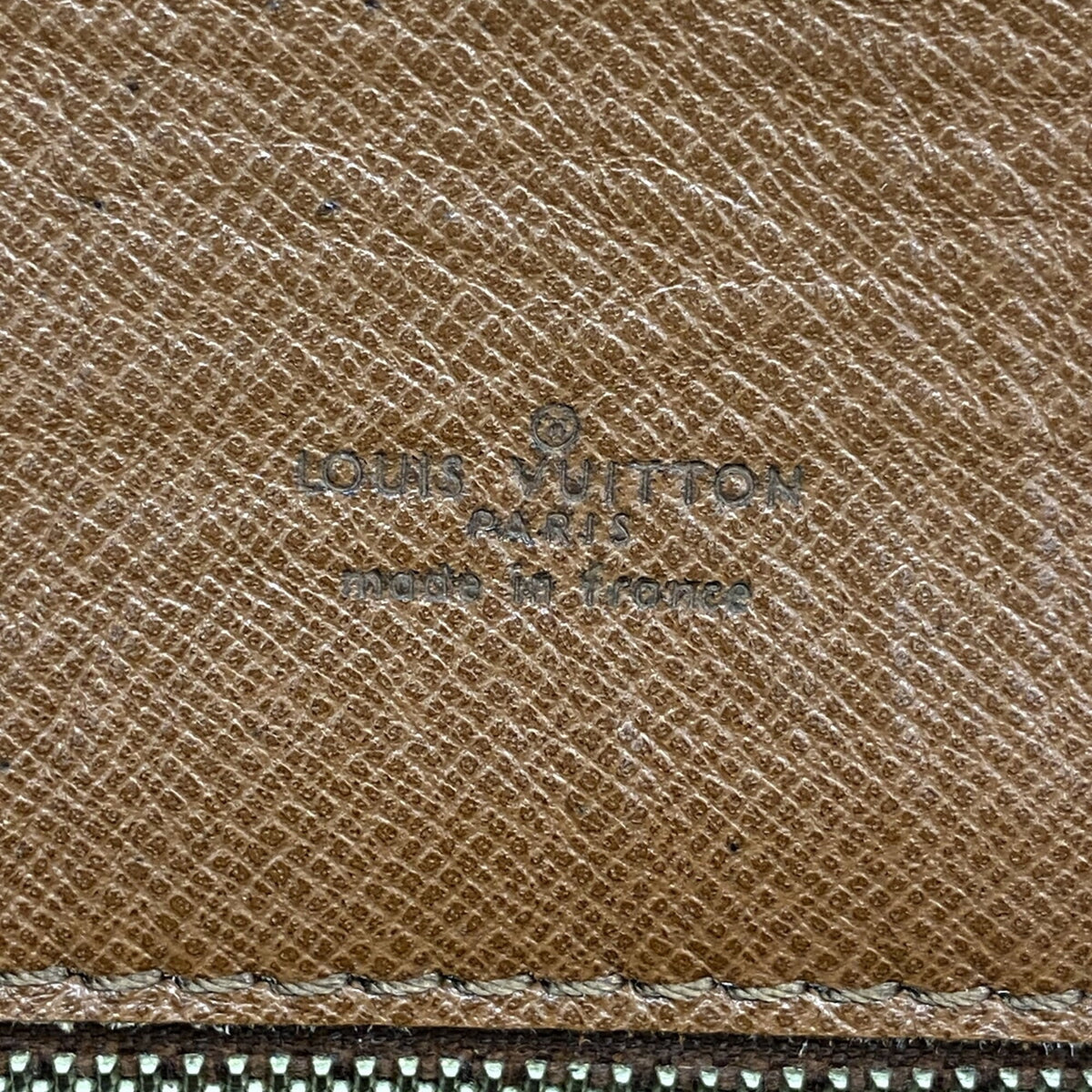 Louis Vuitton Brown Shoulder Bag (Pre-Owned)