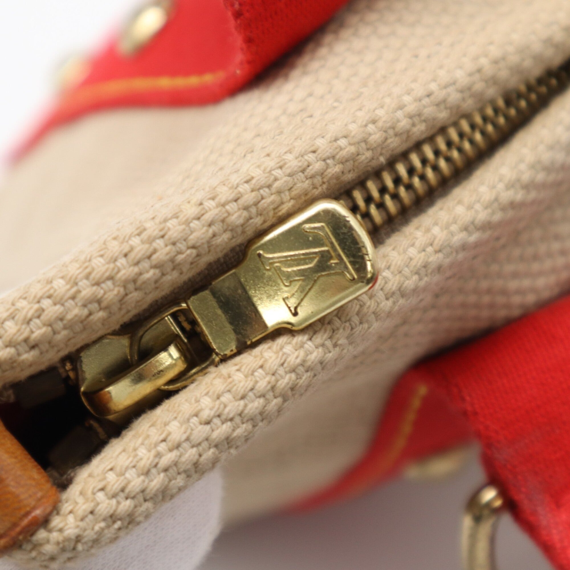 Louis Vuitton Beige Red Color Canvas Handbag (Pre-Owned)