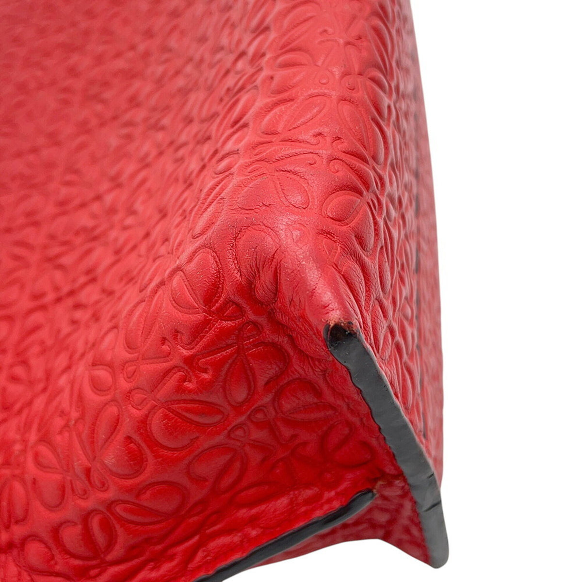 Loewe Red Color Leather Shoulder Bag (Pre-Owned)