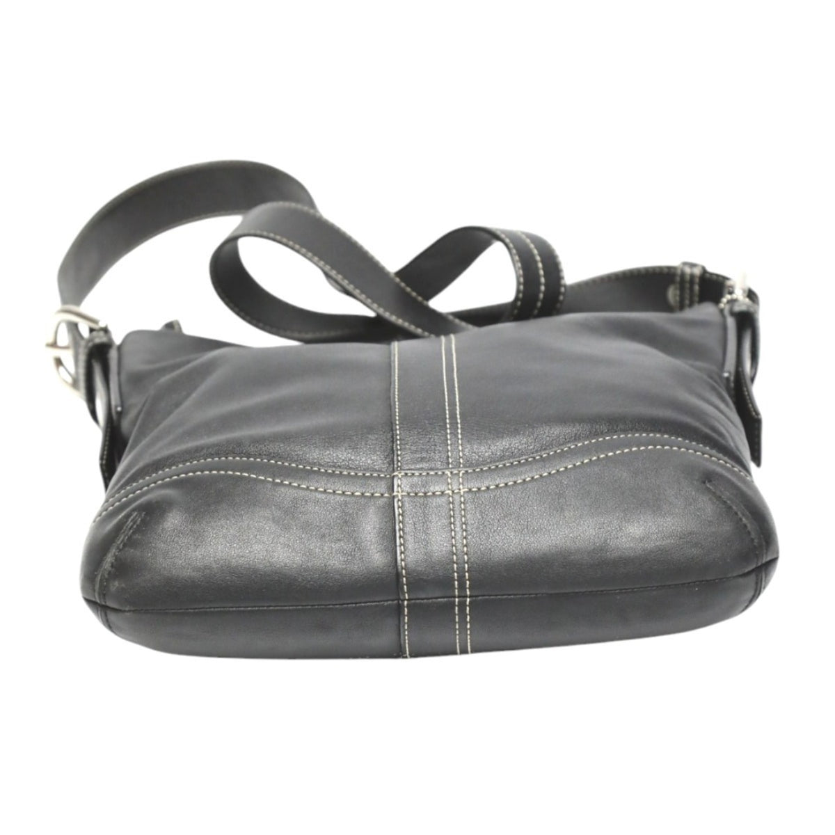 Coach Black Leather Shoulder Bag (Pre-Owned)
