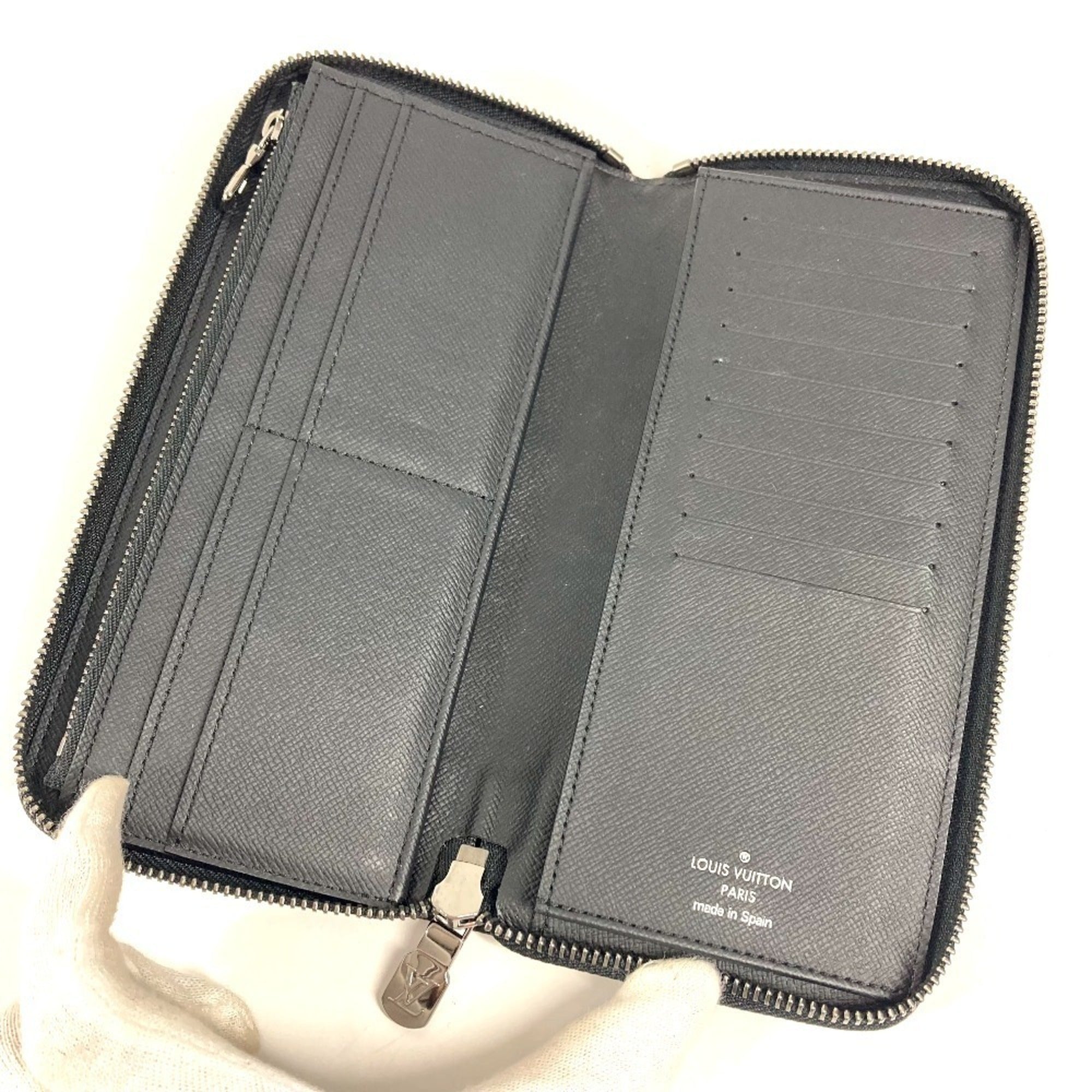 Louis Vuitton Black Monogram Eclipse Canvas Long Wallet (Bi-Fold) (Pre-Owned)