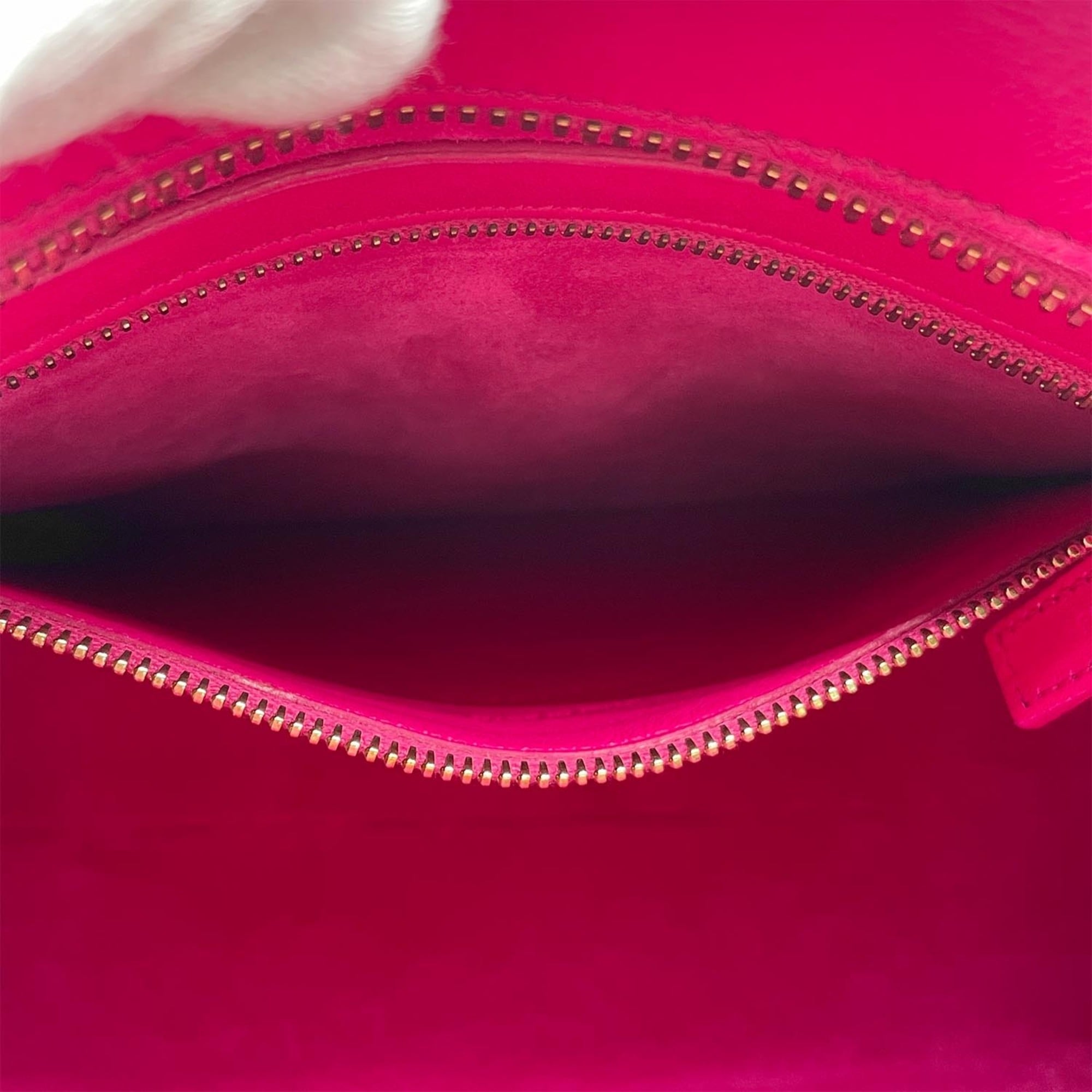 Saint Laurent Pink Leather Handbag (Pre-Owned)