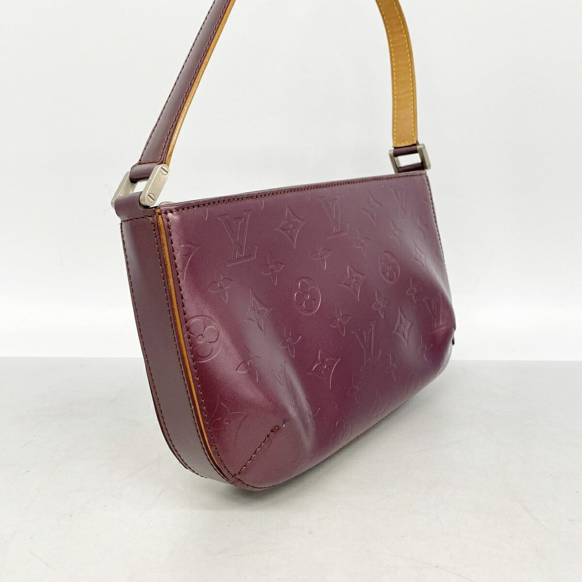 Louis Vuitton Violet Shoulder Bag (Pre-Owned)