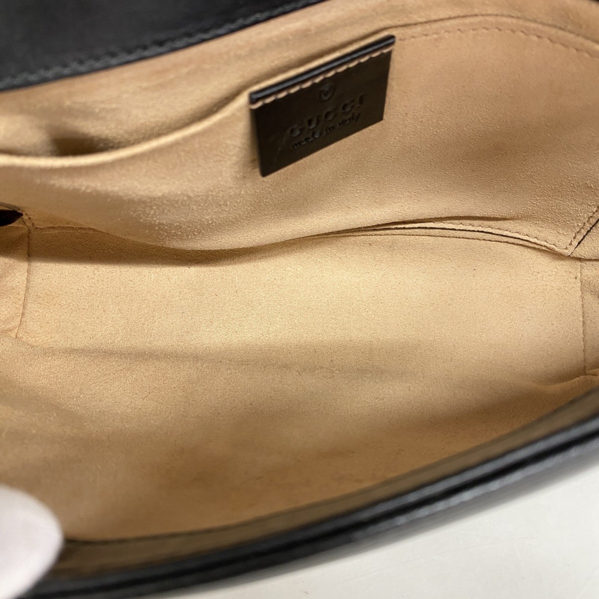 Gucci Black Leather Shoulder Bag (Pre-Owned)