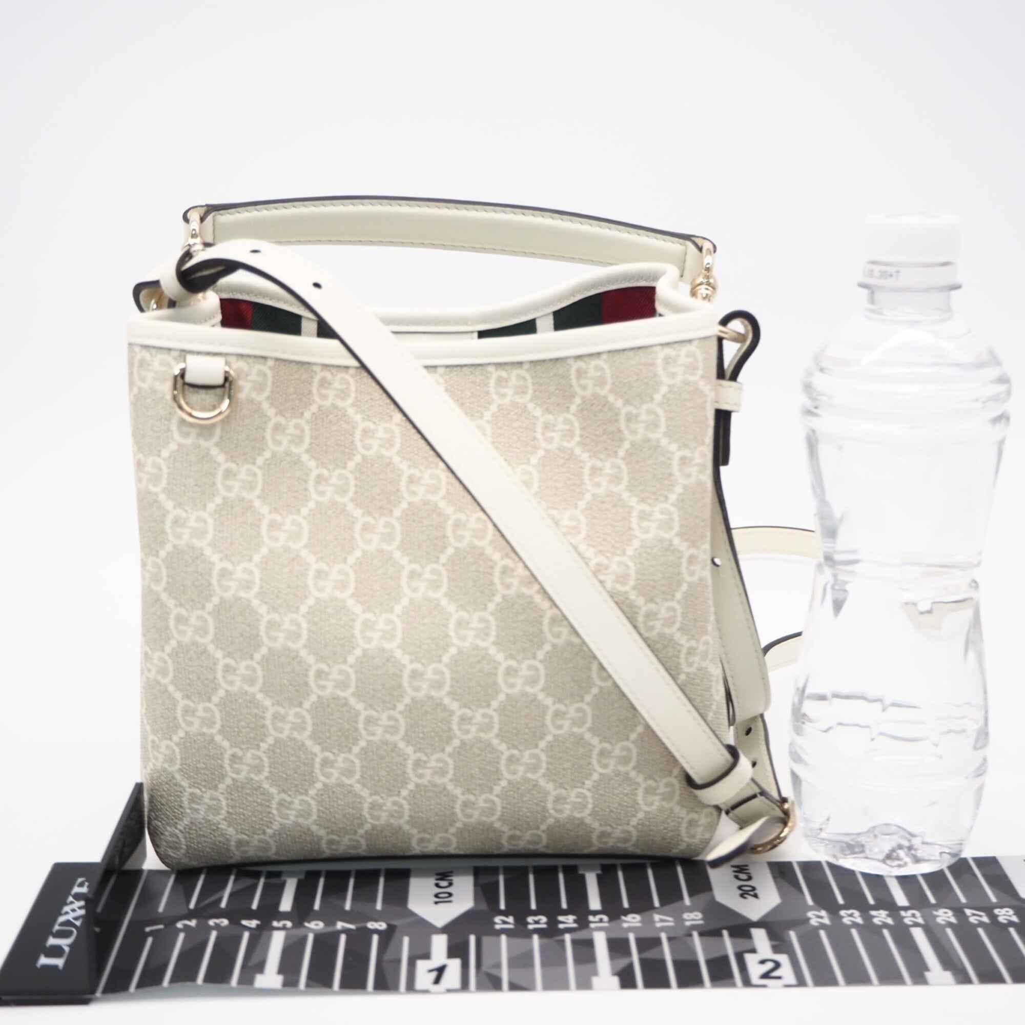 Gucci Beige White Coated Canvas Leather Shoulder Bag (Pre-Owned)