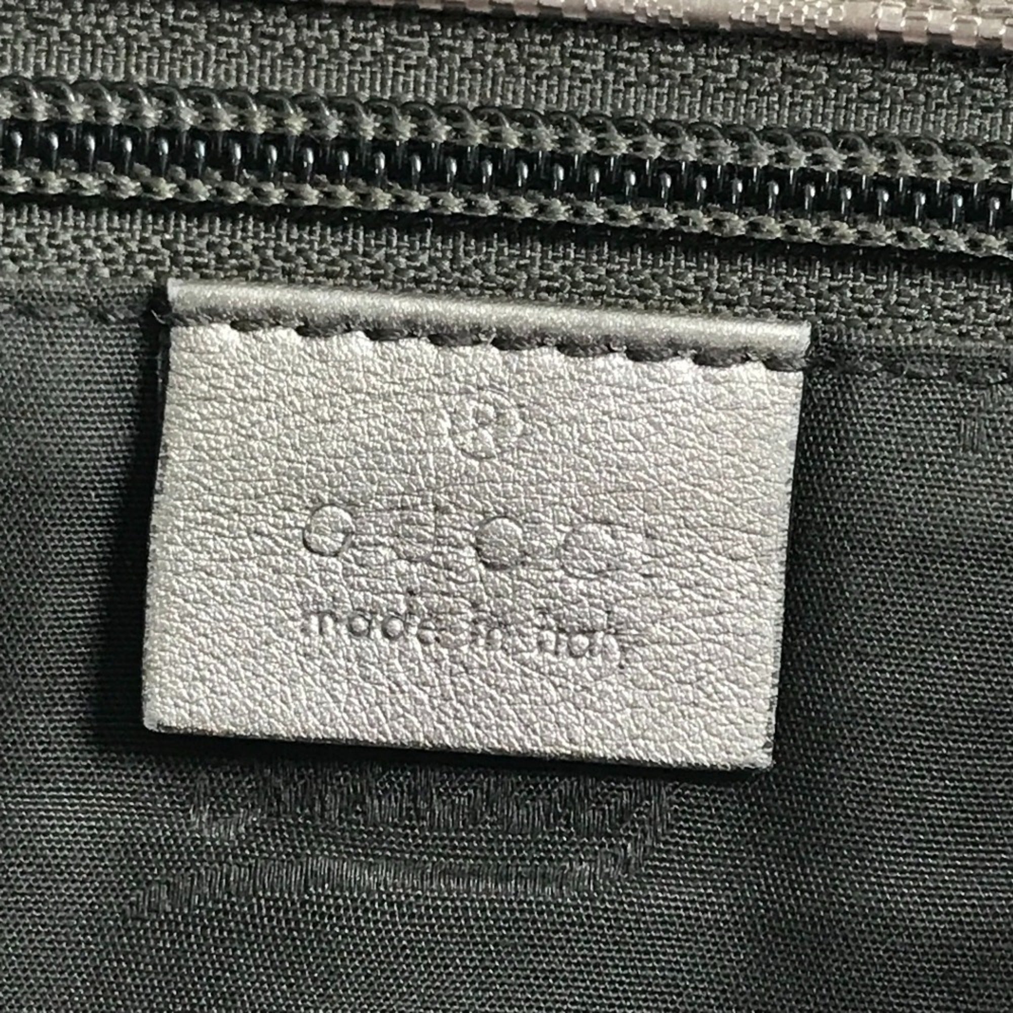Gucci Metallic Gg Imprimé Leather Messenger Bag Shoulder Bag (Pre-Owned)