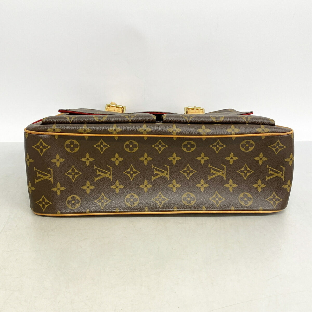 Louis Vuitton Brown Shoulder Bag (Pre-Owned)