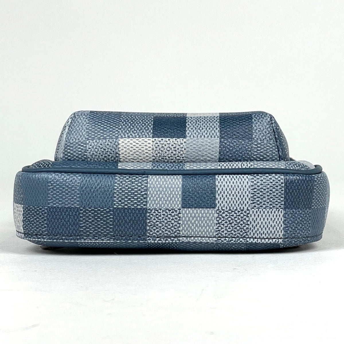 Louis Vuitton Dark Blue Sling Bag (Pre-Owned)