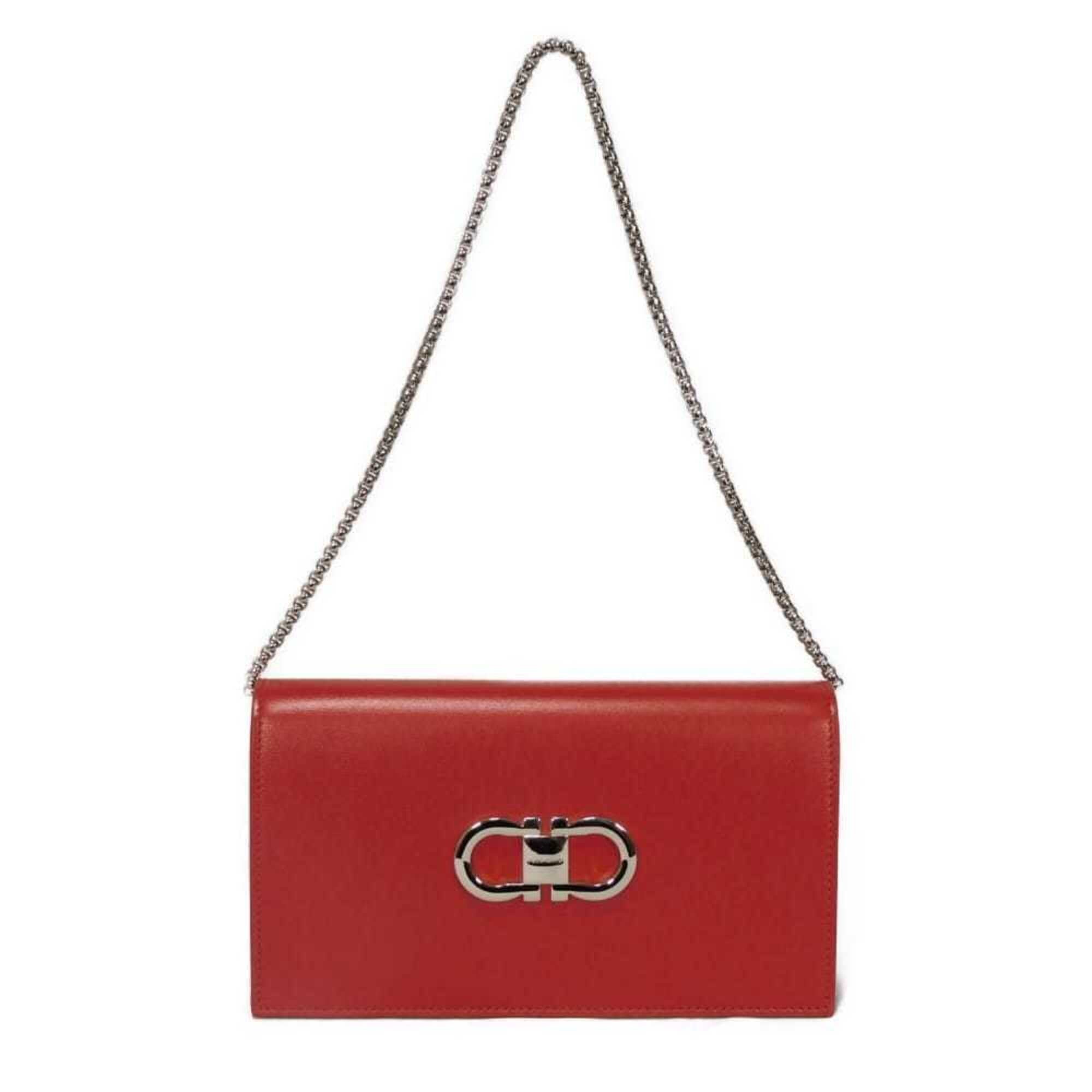 Salvatore Ferragamo Red Color Leather Shoulder Bag (Pre-Owned)