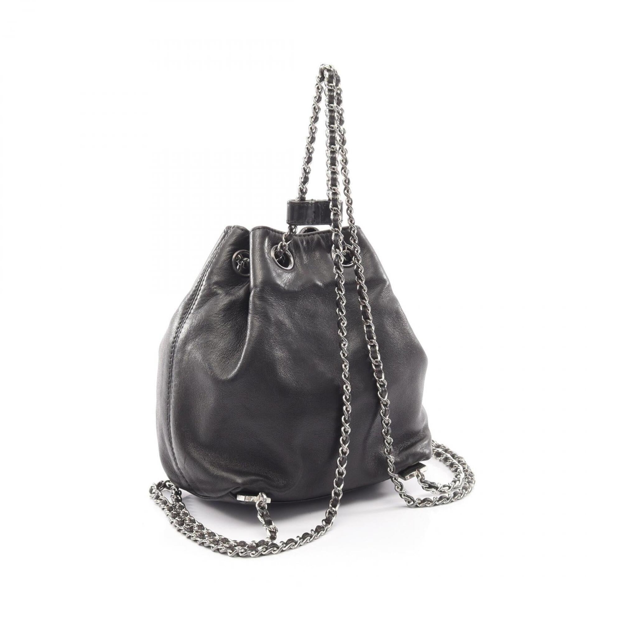 Chanel Black Leather Backpack Handbag (Pre-Owned)
