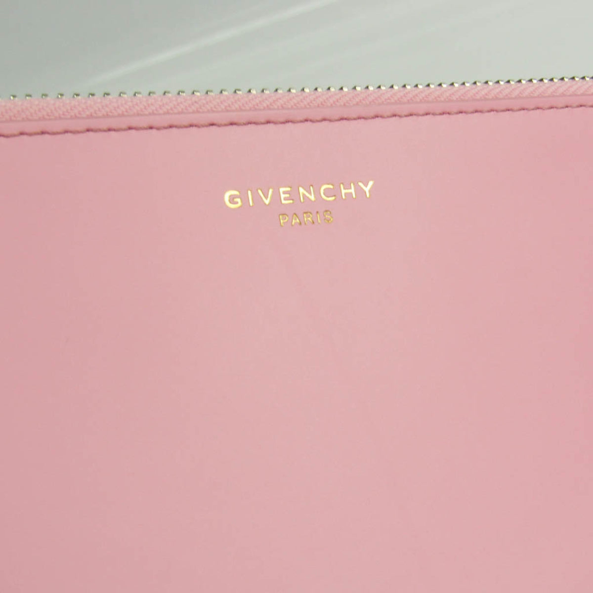 Givenchy Pink Leather Clutch Bag (Pre-Owned)