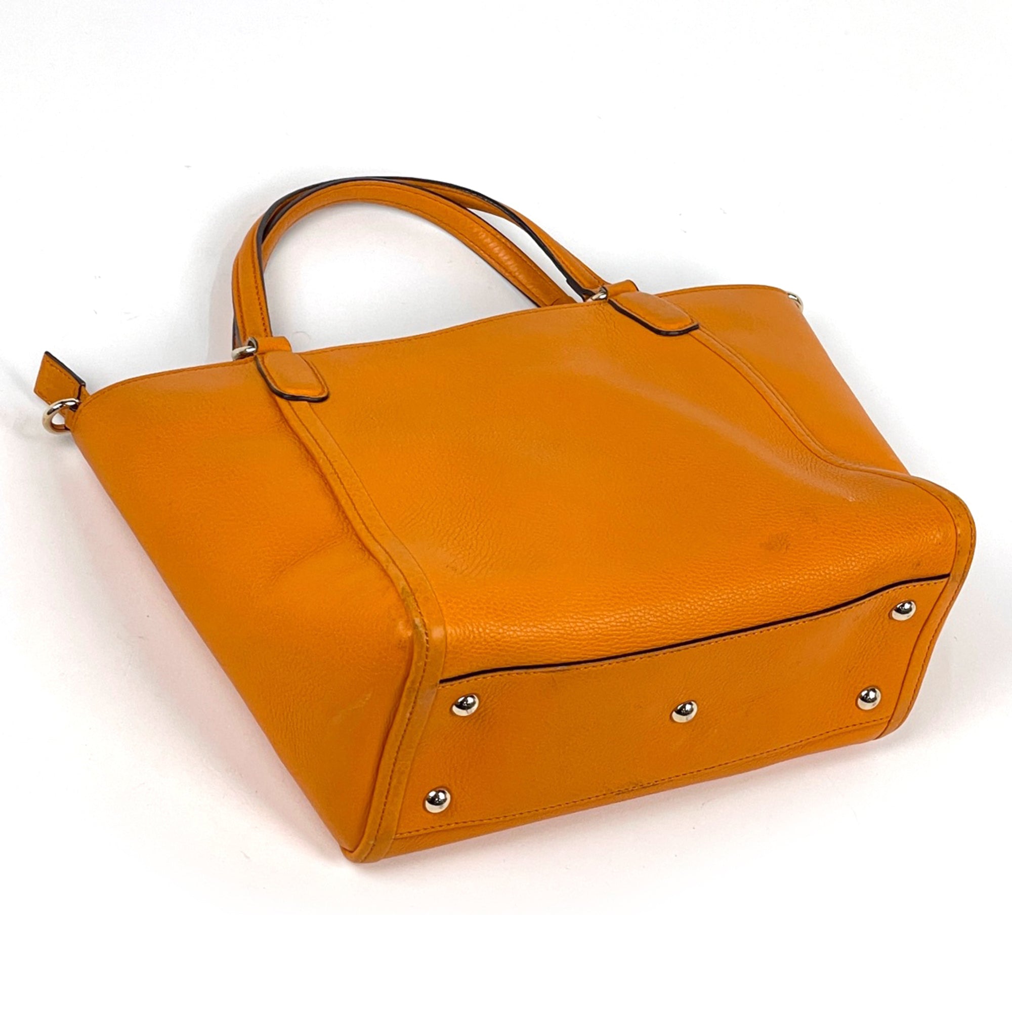 Gucci Soho Orange Leather Handbag (Pre-Owned)