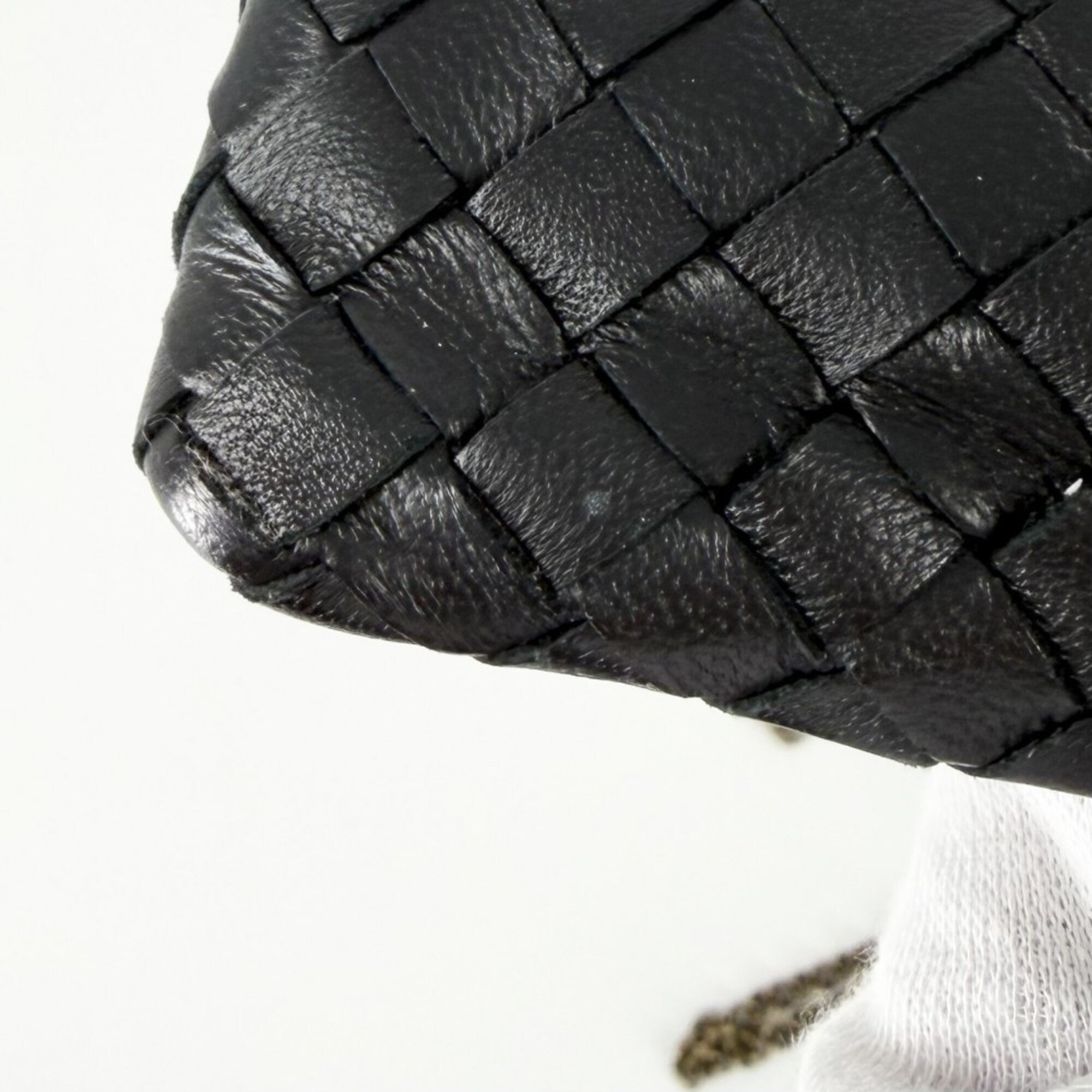 Bottega Veneta Black White Leather Shoulder Bag (Pre-Owned)