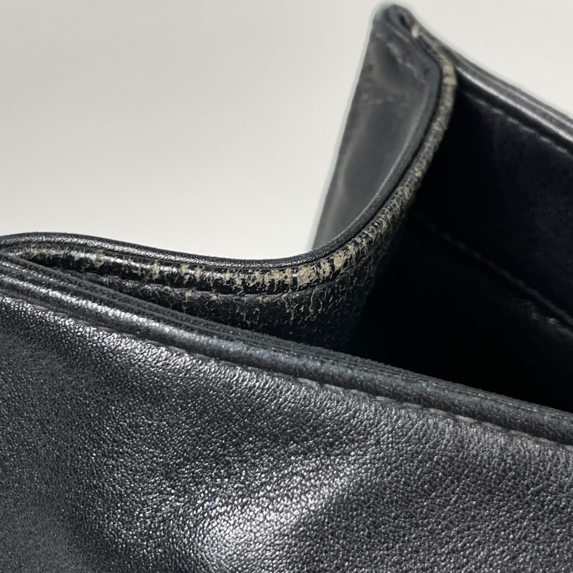 Chanel Black Leather Tote Bag (Pre-Owned)