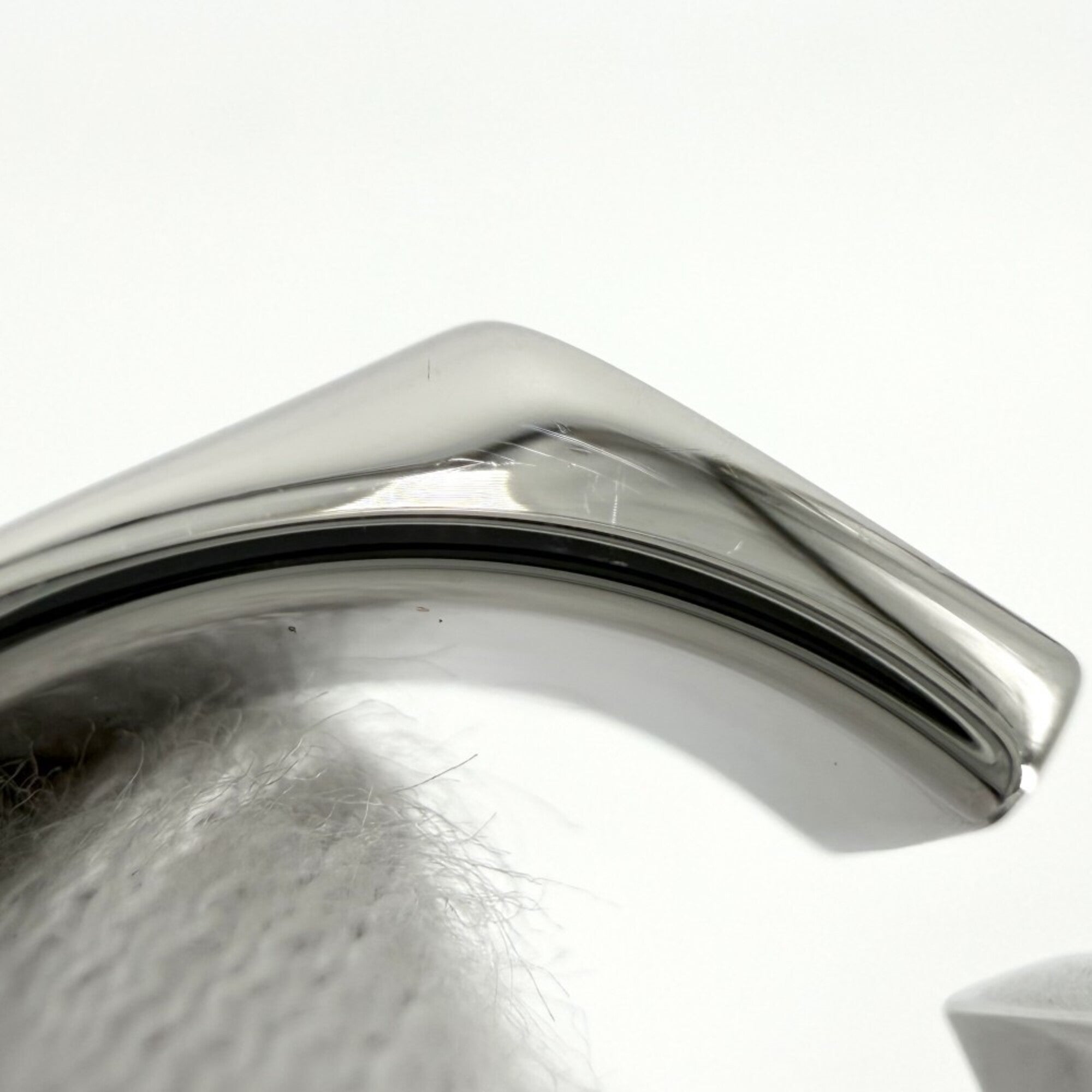 Hermes Silver Navy Stainless Steel Band Ring (Pre-Owned)