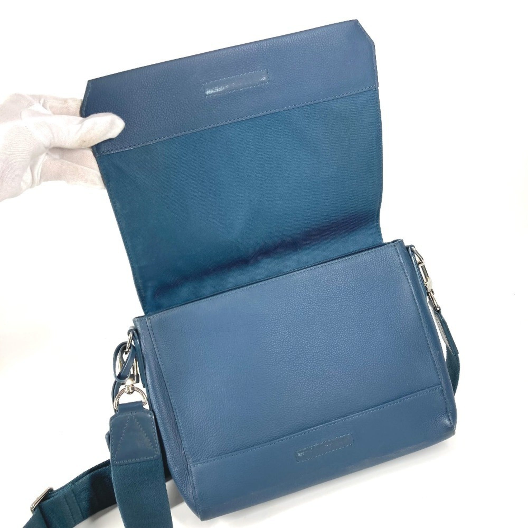 Louis Vuitton Navy Leather Shoulder Bag (Pre-Owned)