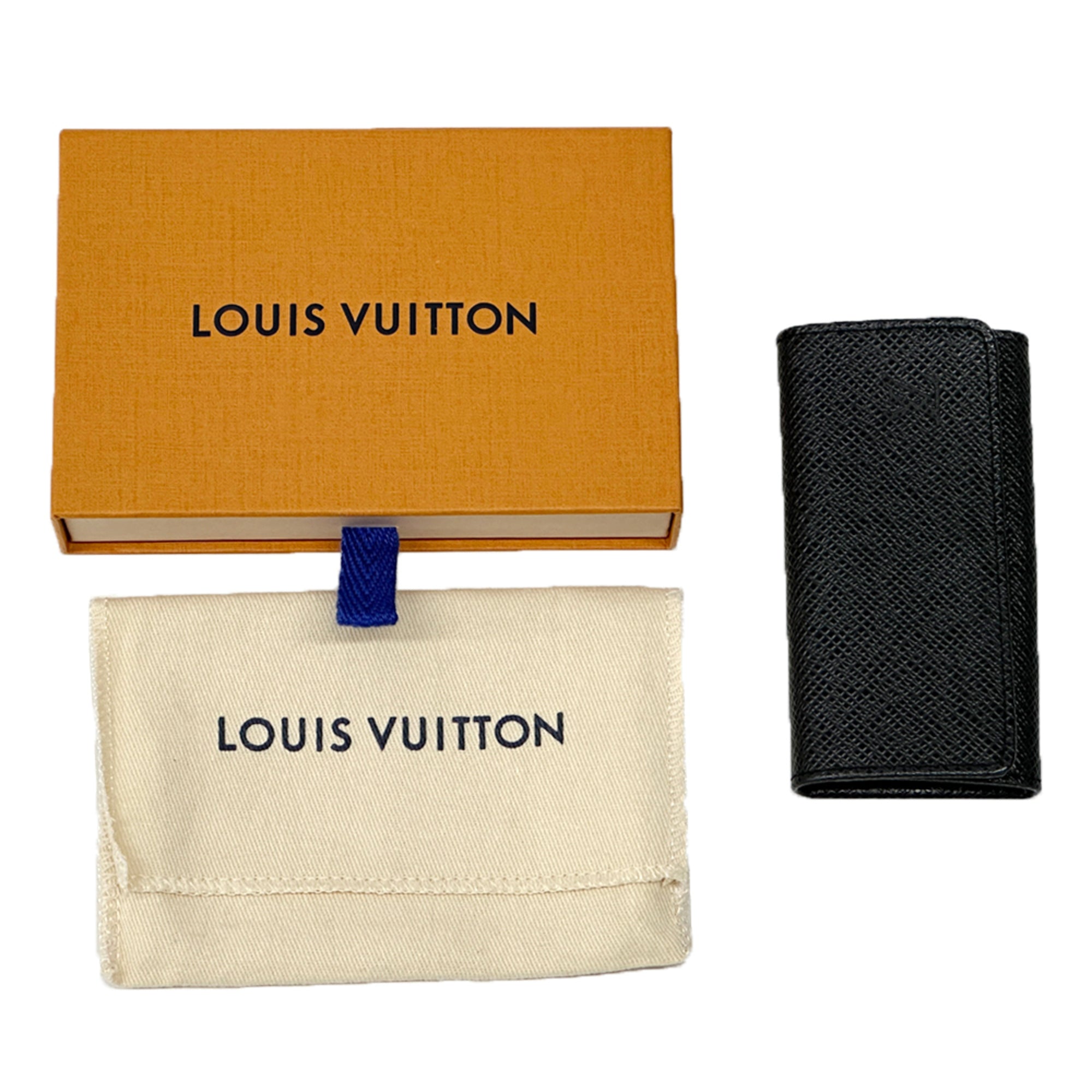 Louis Vuitton Black Noir Taiga Leather (Pre-Owned)