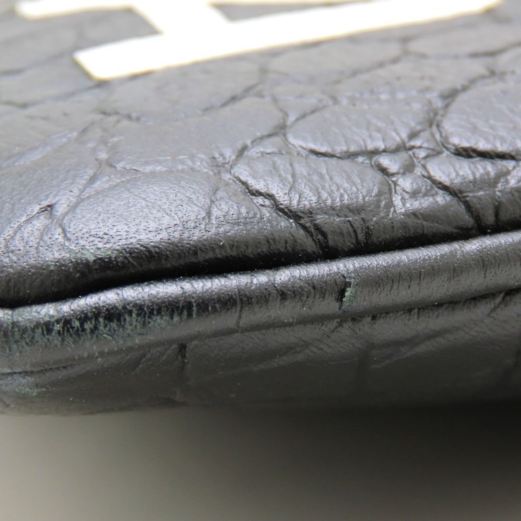 Balenciaga Black Leather Clutch Bag (Pre-Owned)