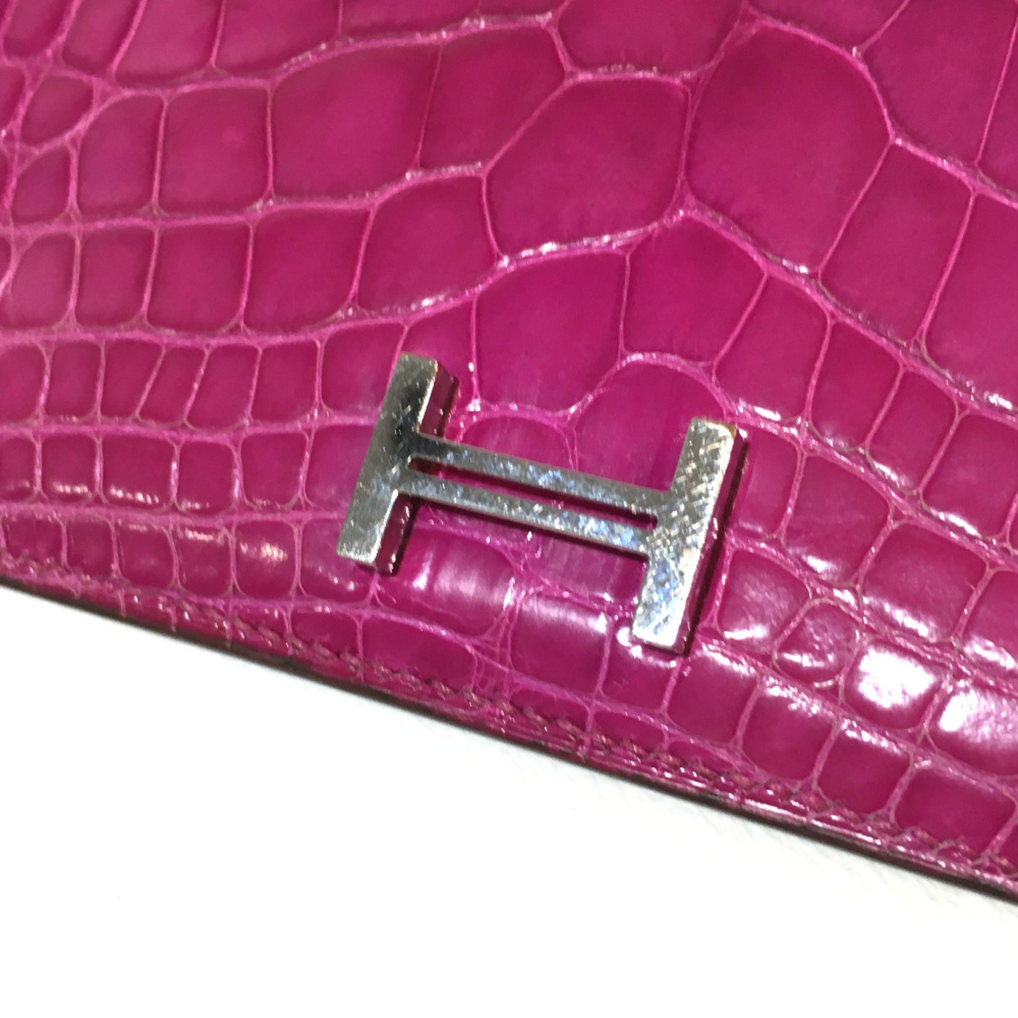 Hermes Pink Other Long Wallet (Bi-Fold) (Pre-Owned)