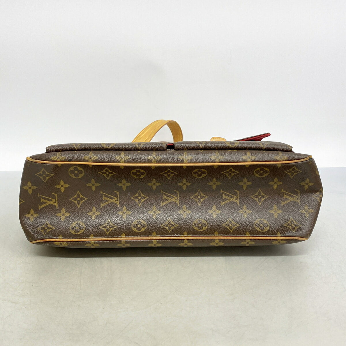 Louis Vuitton Brown Shoulder Bag (Pre-Owned)