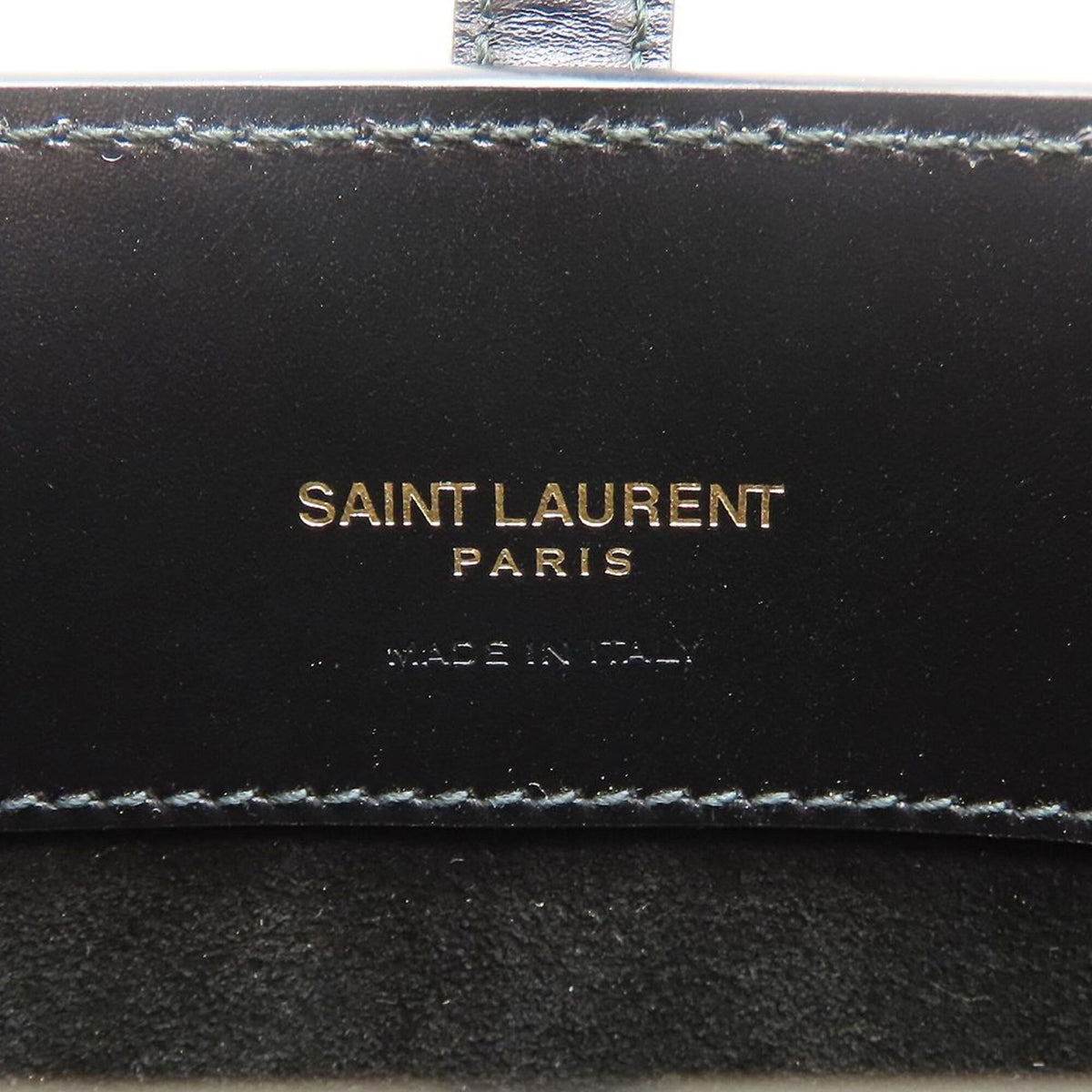 Yves Saint Laurent Black Leather Shoulder Bag (Pre-Owned)