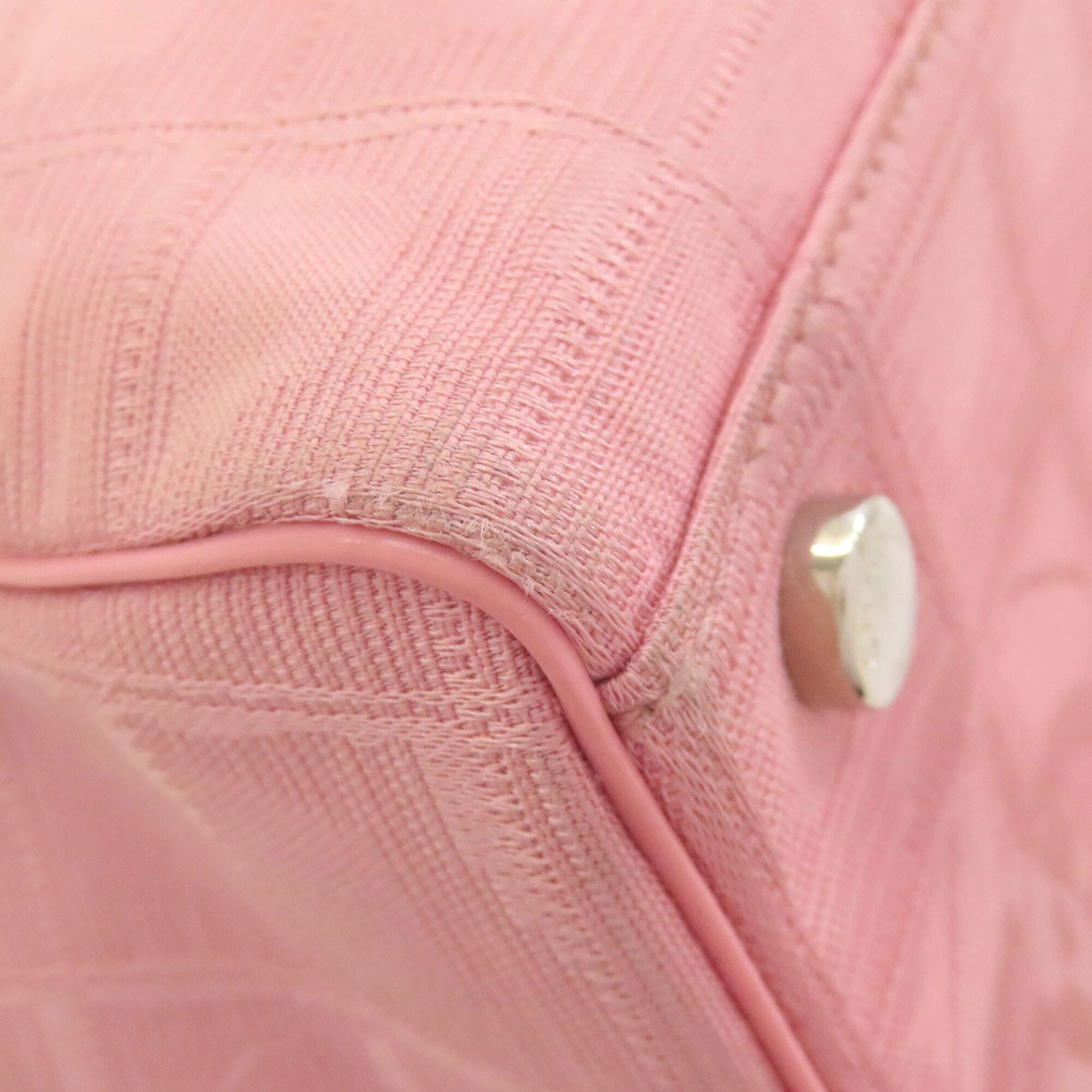 Chanel New Travel Line Pink Nylon Jacquard Handbag (Pre-Owned)