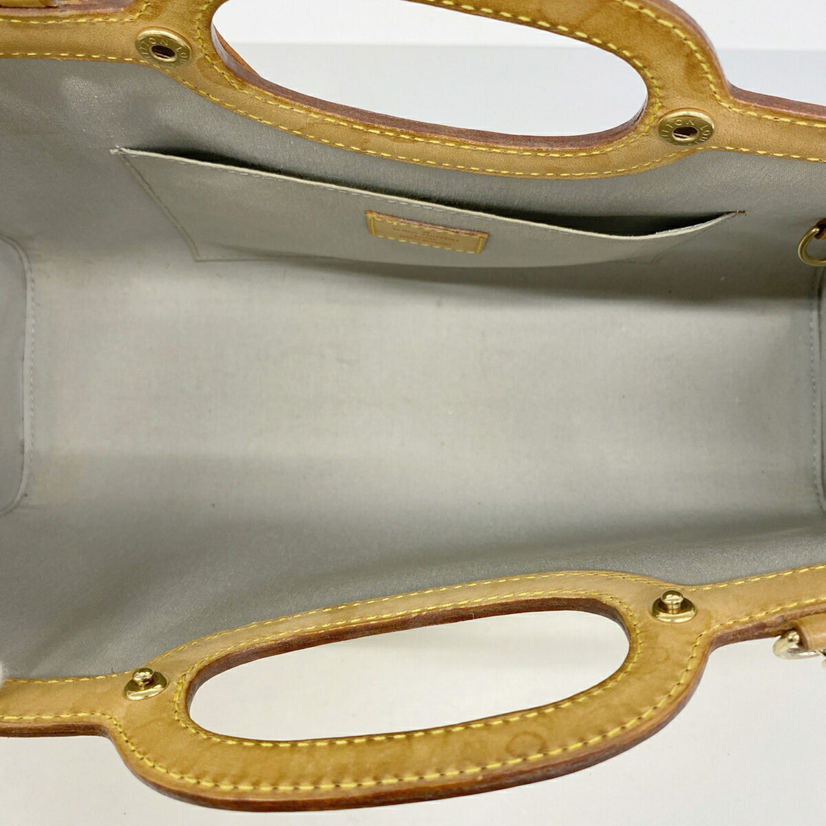 Louis Vuitton Pearl Handbag (Pre-Owned)