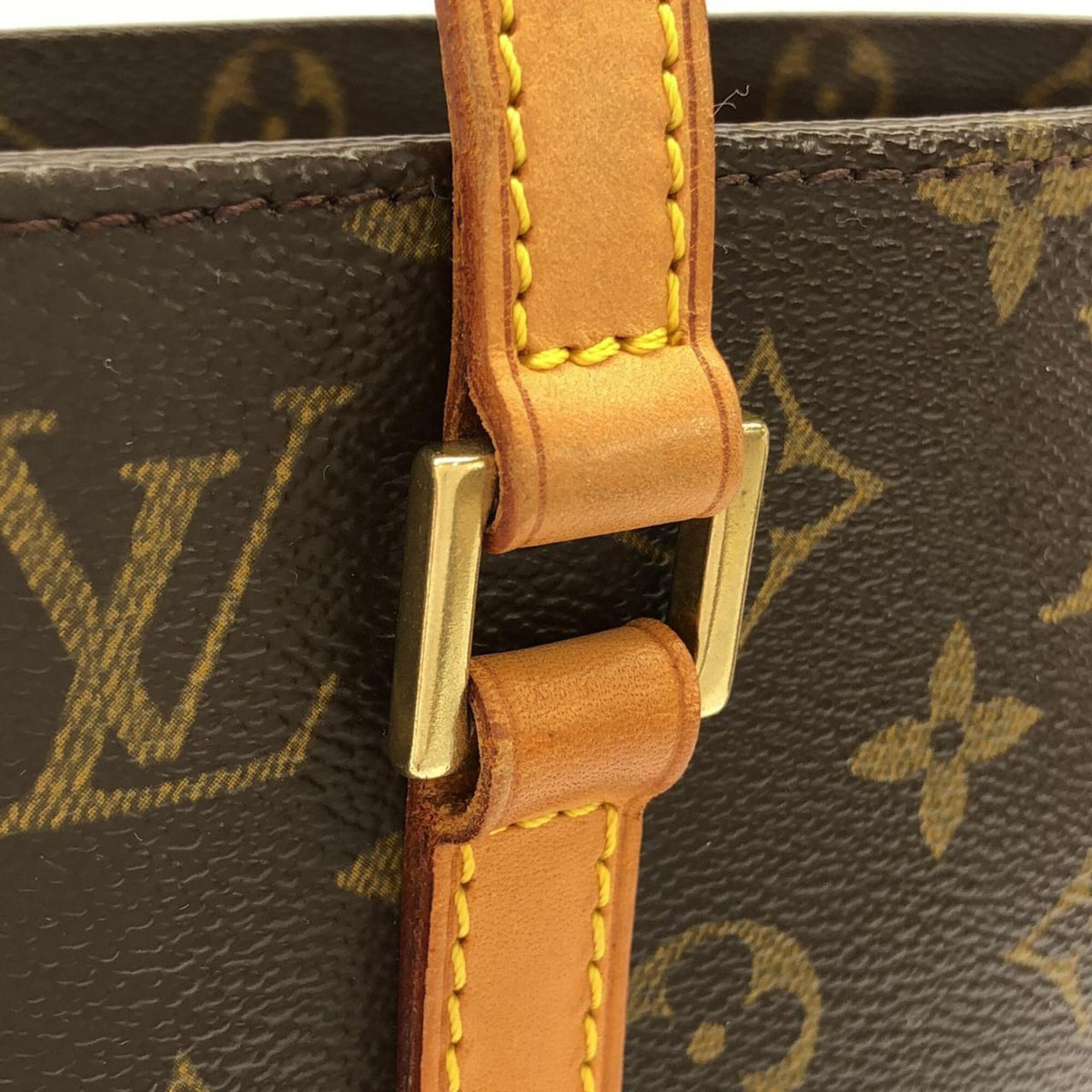 Louis Vuitton Brown Coated Canvas Handbag (Pre-Owned)