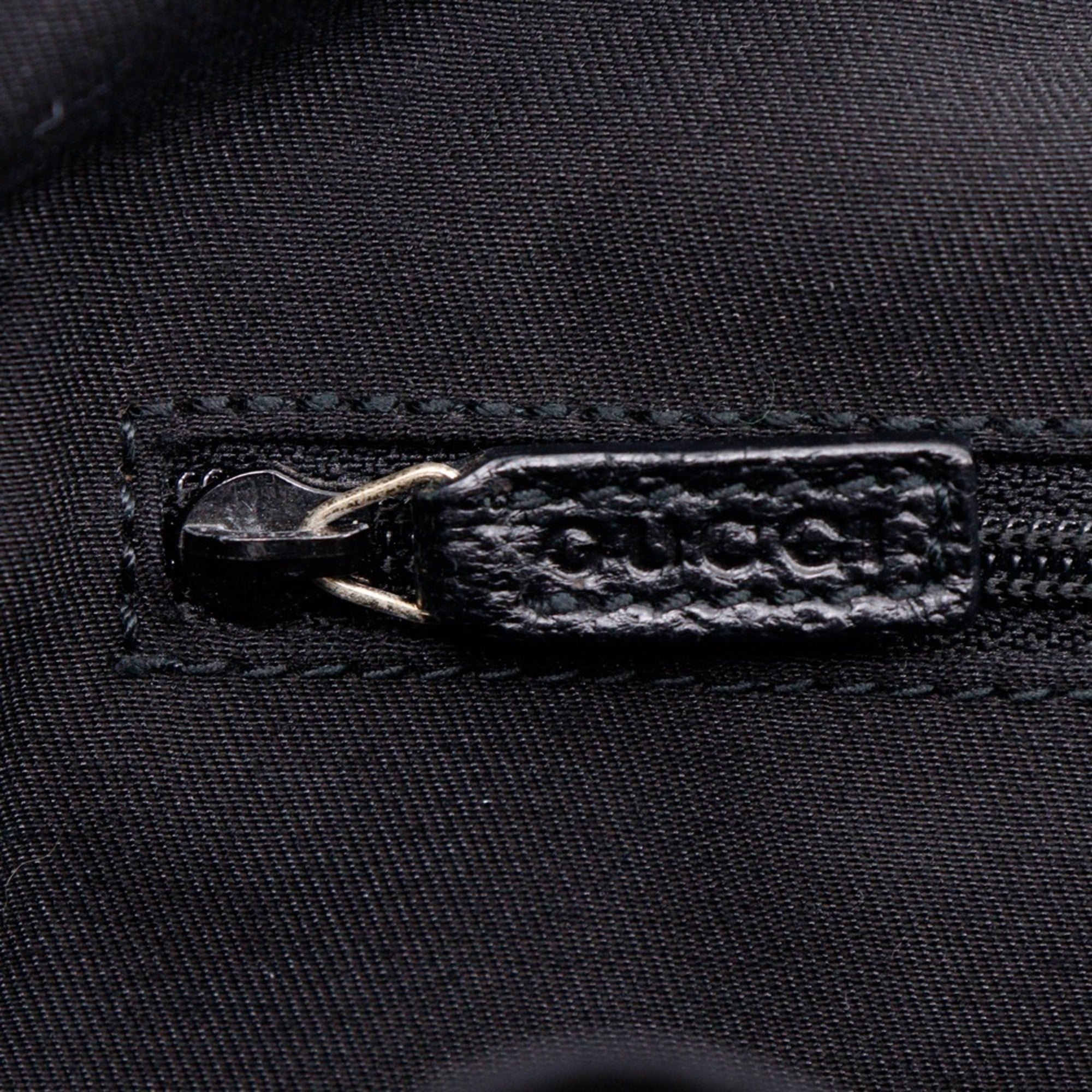 Gucci Black Gg Canvas Handbag Tote Bag (Pre-Owned)