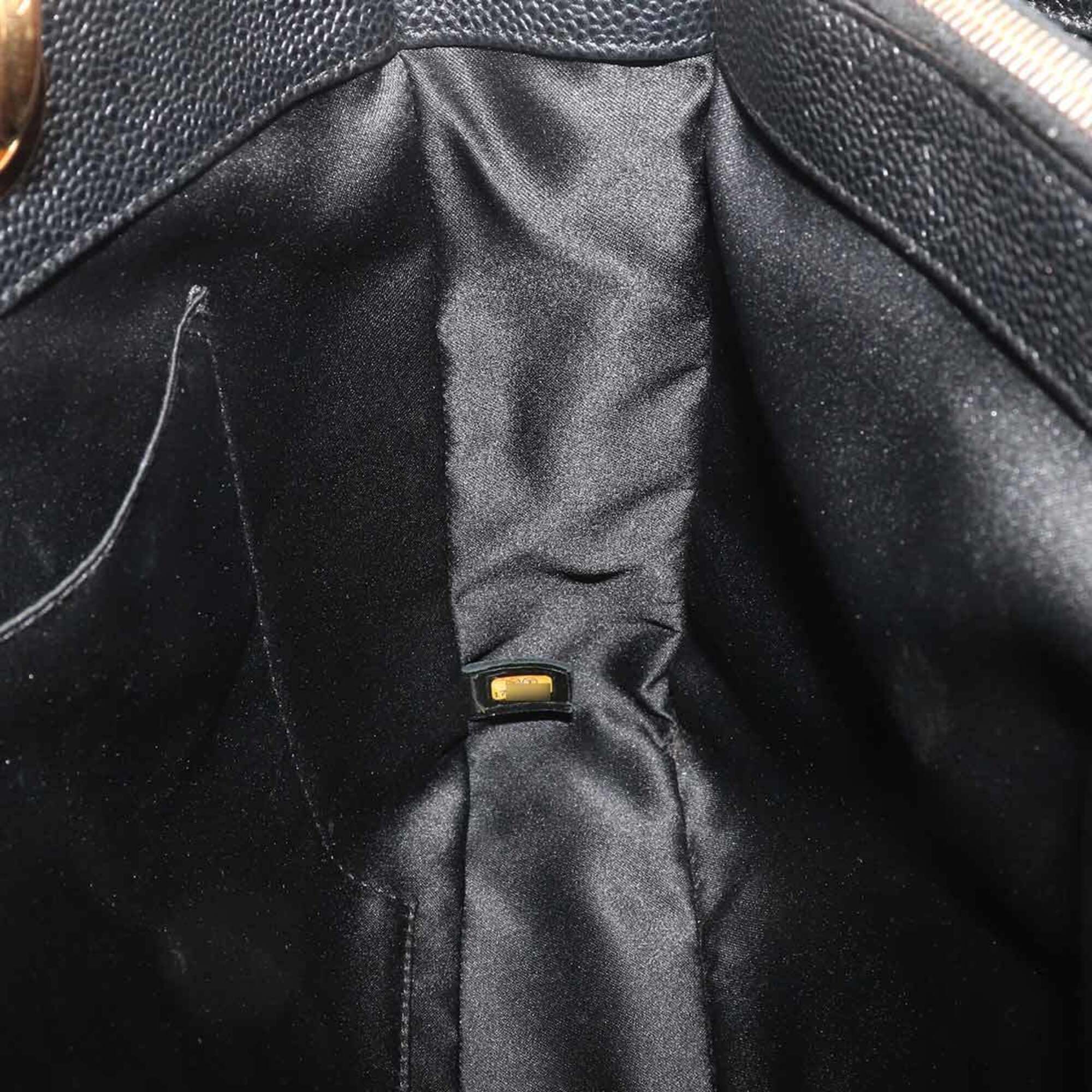 Chanel Black Grained Calfskin Handbag Tote Bag (Pre-Owned)
