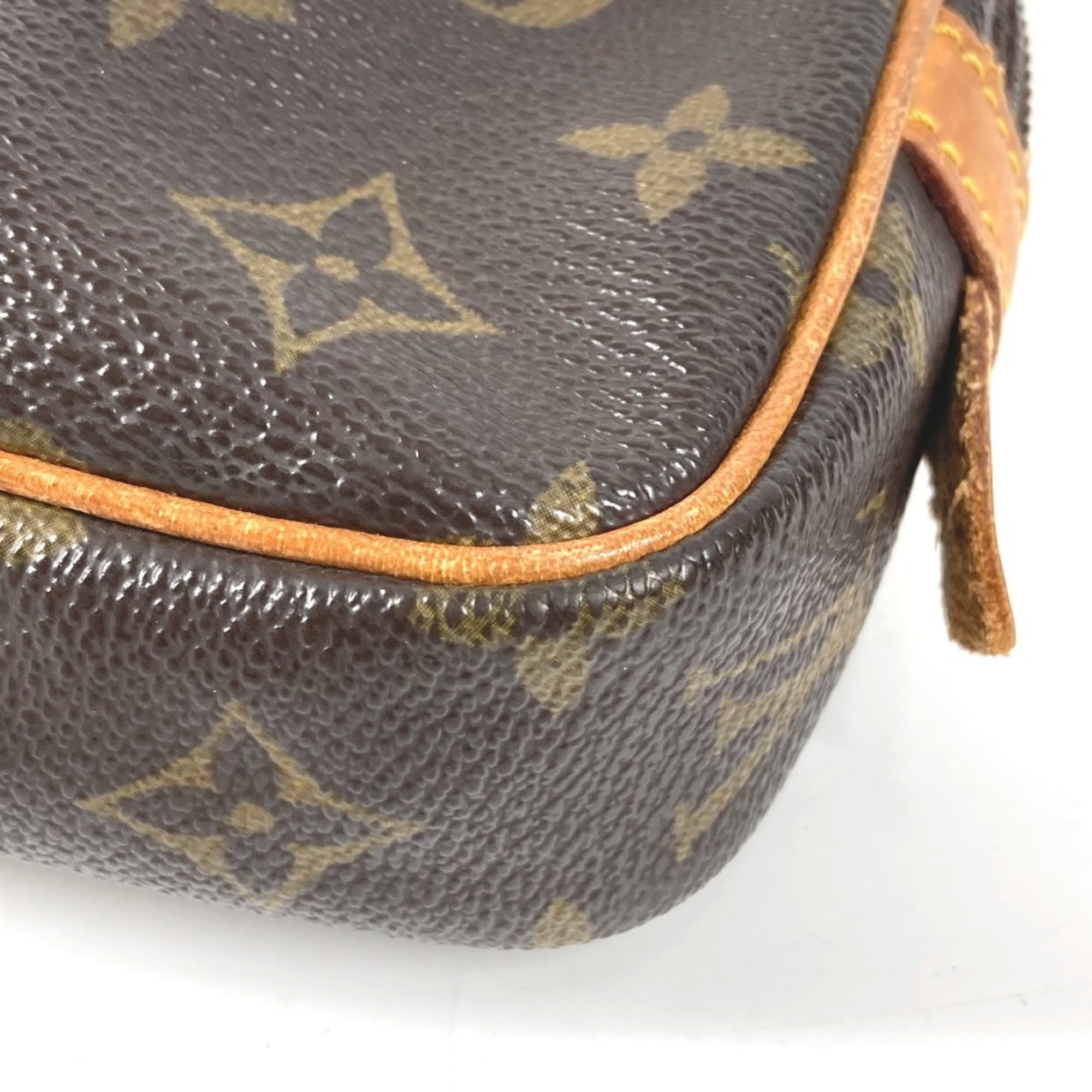 Louis Vuitton Brown Monogram Pochette Shoulder Bag (Pre-Owned)