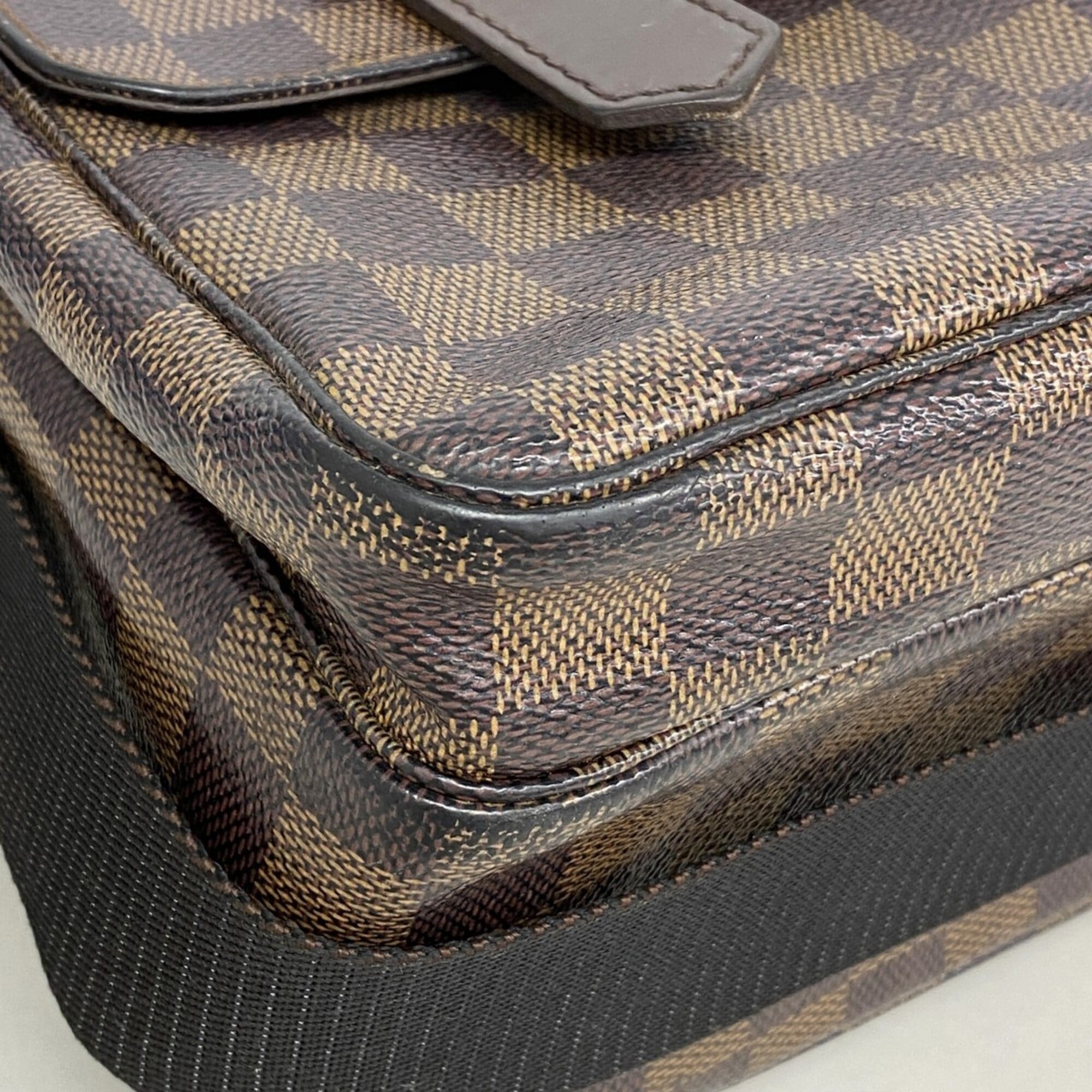 Louis Vuitton Ebene Shoulder Bag (Pre-Owned)